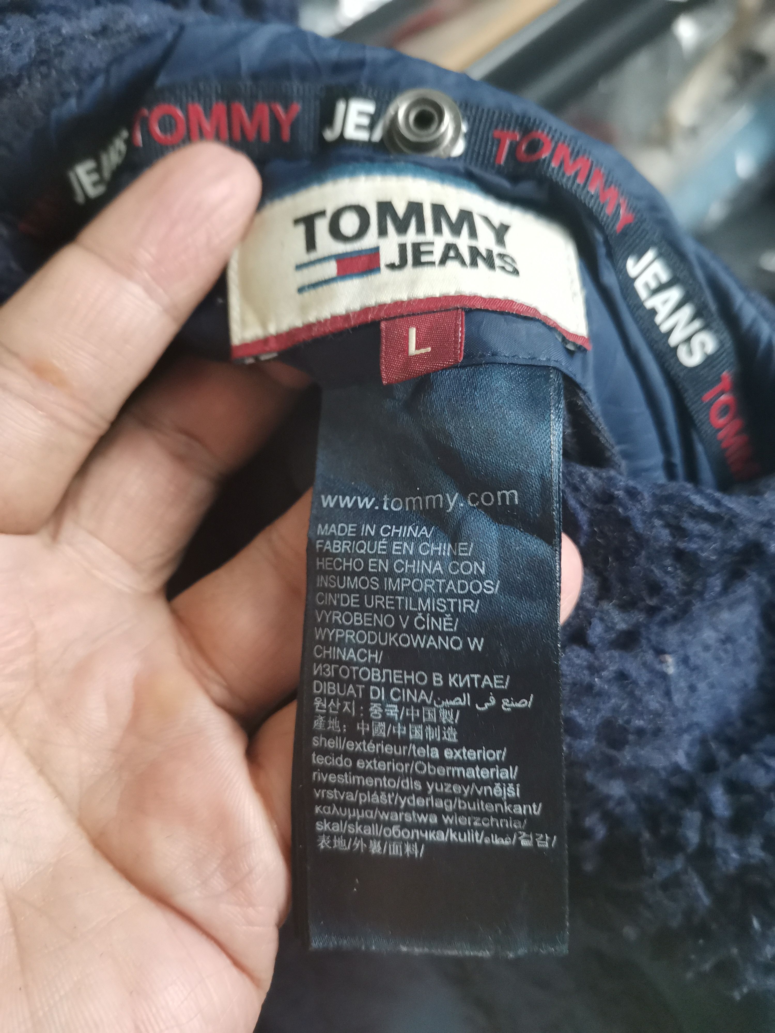 Tommy Hilfiger Vintage Tommy Jeans Riversable Sherpa Jacket Size US XL / EU 56 / 4 - 7 Thumbnail