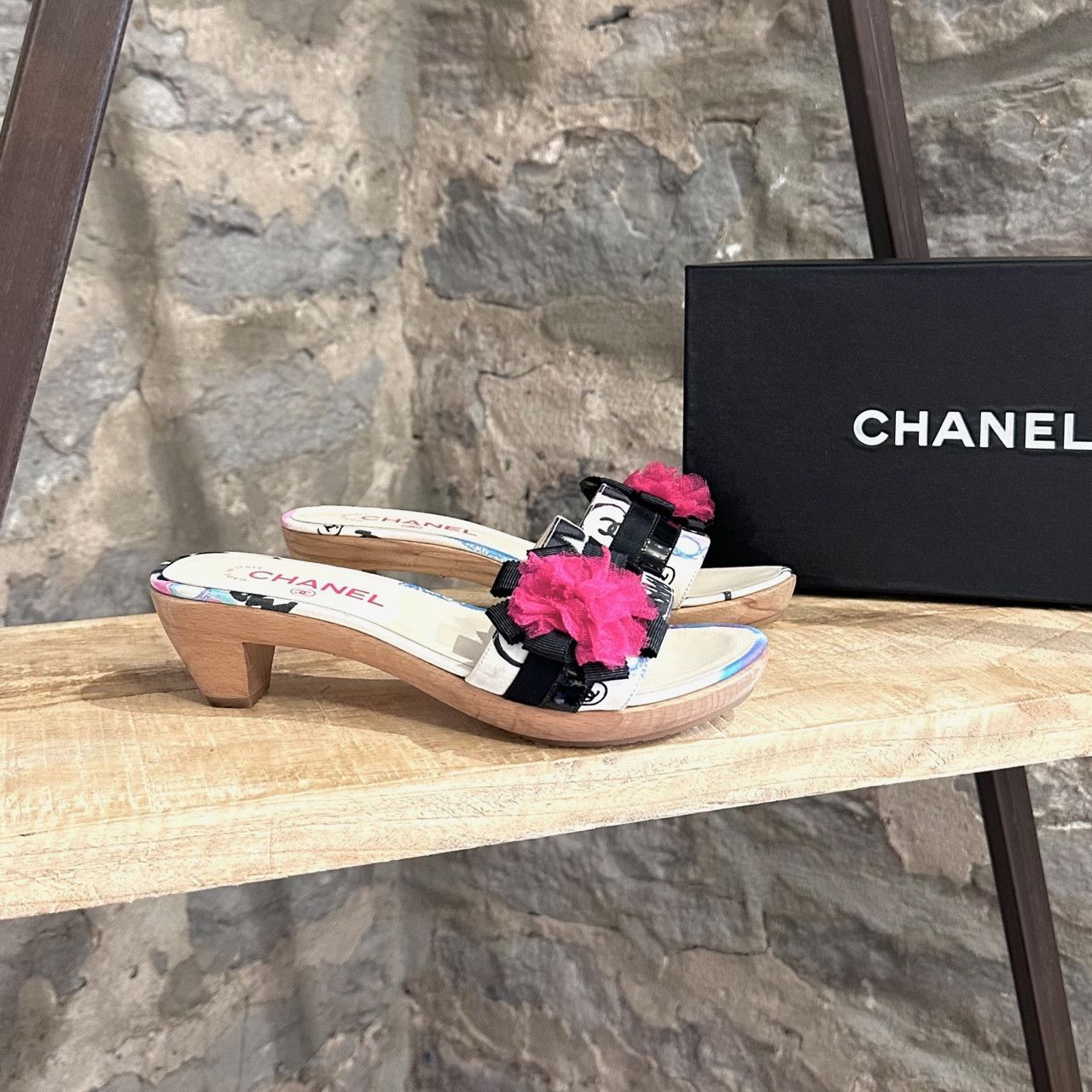 Chanel Chanel Vintage Graffiti Flower Accent Slip-on Wooden Sandals Size US 7 / IT 37 - 1 Thumbnail