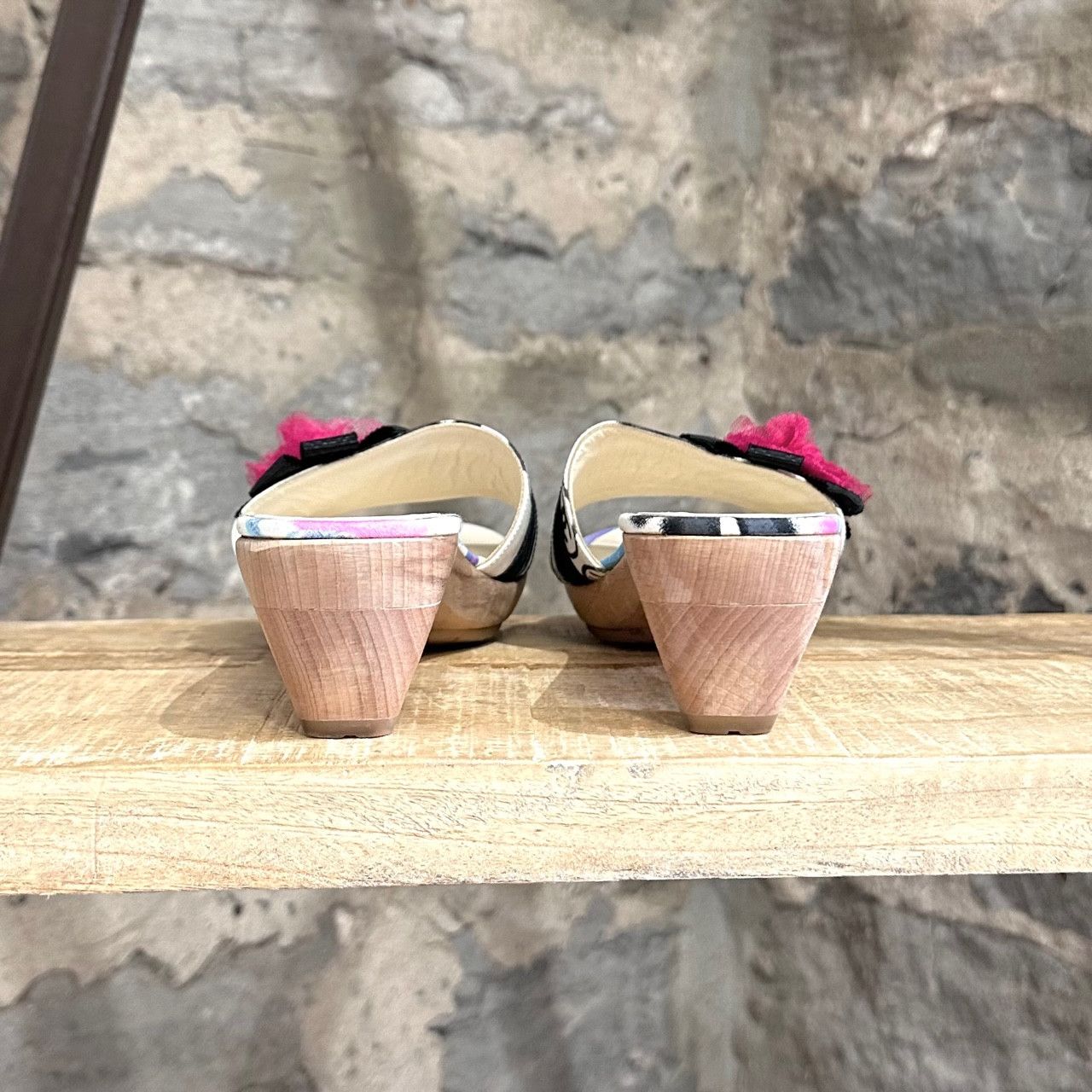 Chanel Chanel Vintage Graffiti Flower Accent Slip-on Wooden Sandals Size US 7 / IT 37 - 5 Thumbnail