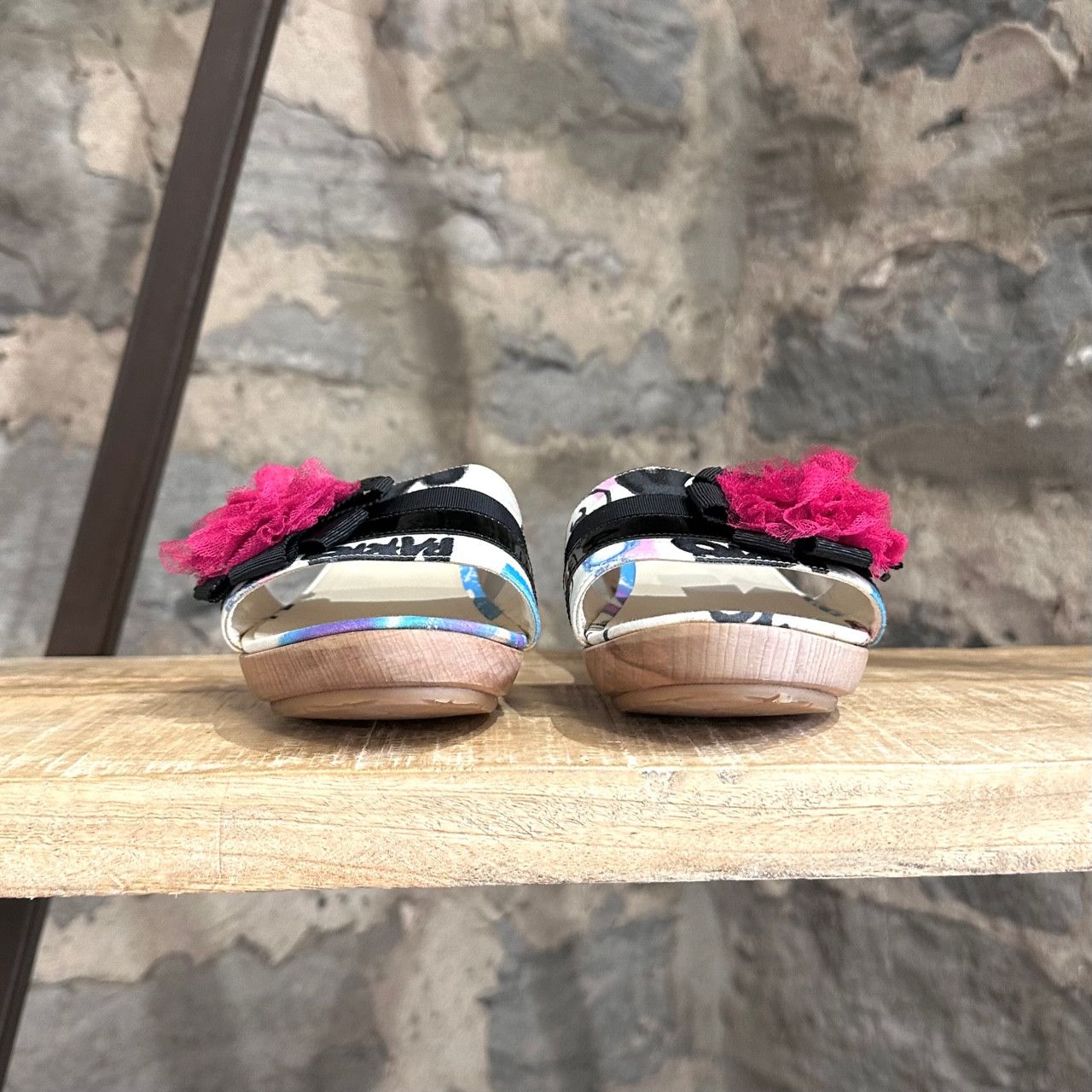 Chanel Chanel Vintage Graffiti Flower Accent Slip-on Wooden Sandals Size US 7 / IT 37 - 3 Thumbnail