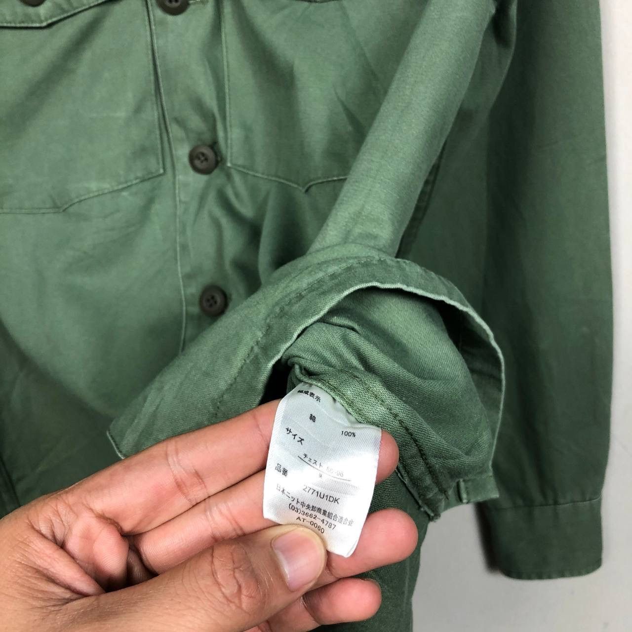 Restoration Vintage 90s ARMY Green Military Tshirt Size US M / EU 48-50 / 2 - 8 Thumbnail