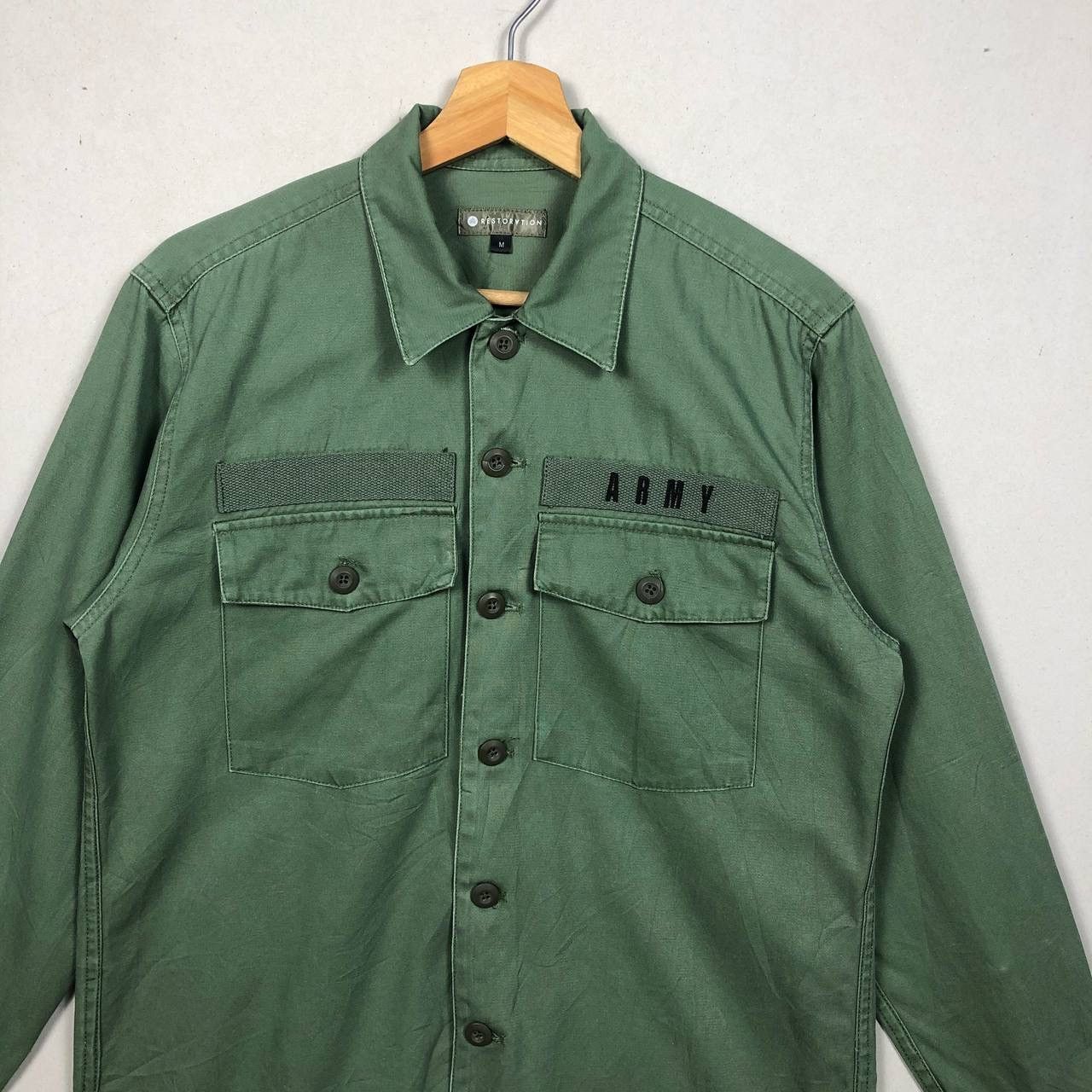 Restoration Vintage 90s ARMY Green Military Tshirt Size US M / EU 48-50 / 2 - 3 Thumbnail