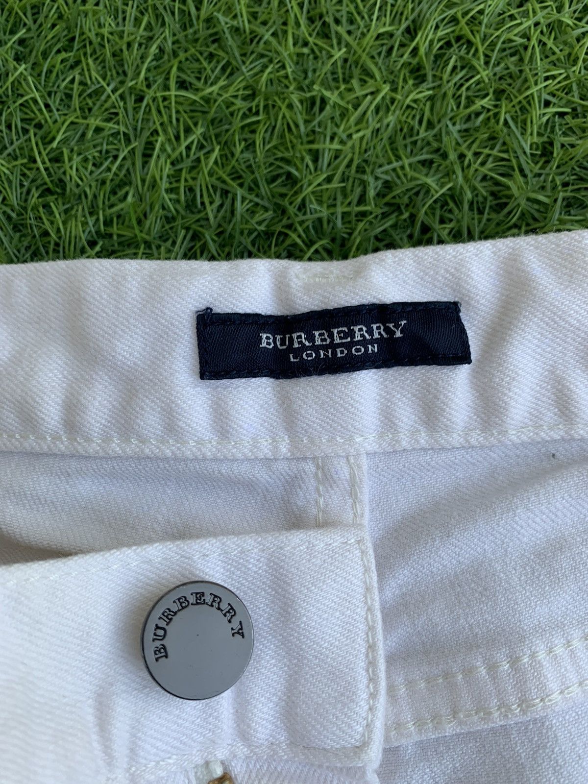 Burberry × Vintage Vintage Burberry London Denim Jeans Size US 33 - 10 Thumbnail