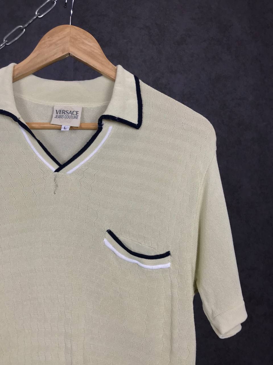 Versace Jeans Couture Versace Jeans Couture vintage rare luxury polo tee Size US L / EU 52-54 / 3 - 2 Thumbnail