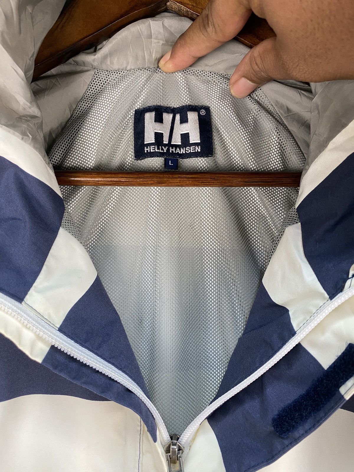 Helly Hansen Helly Hansen Hoodies Light Jacket Size US L / EU 52-54 / 3 - 5 Thumbnail