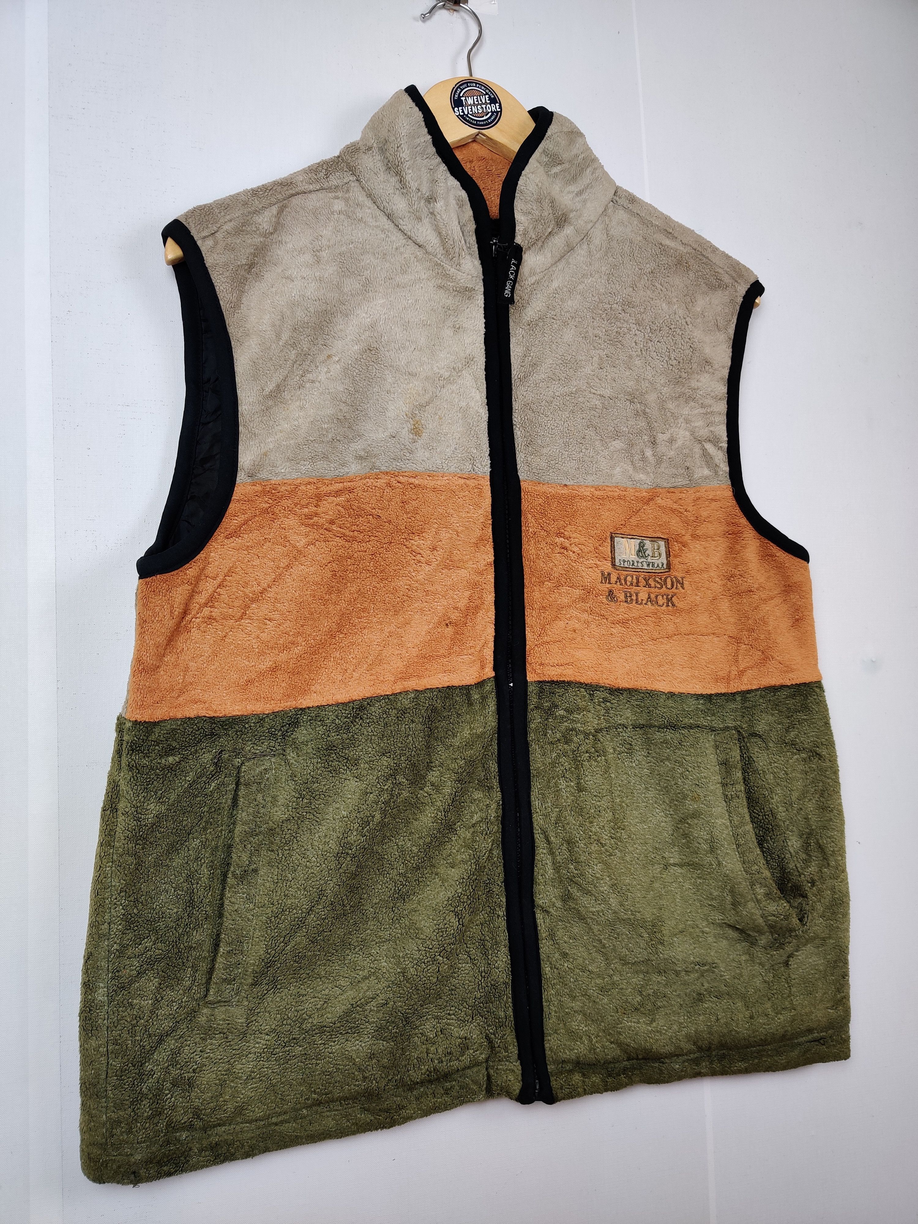 Japanese Brand Vintage Magixson Fleece Embroidery Logo Vest Size US M / EU 48-50 / 2 - 4 Thumbnail