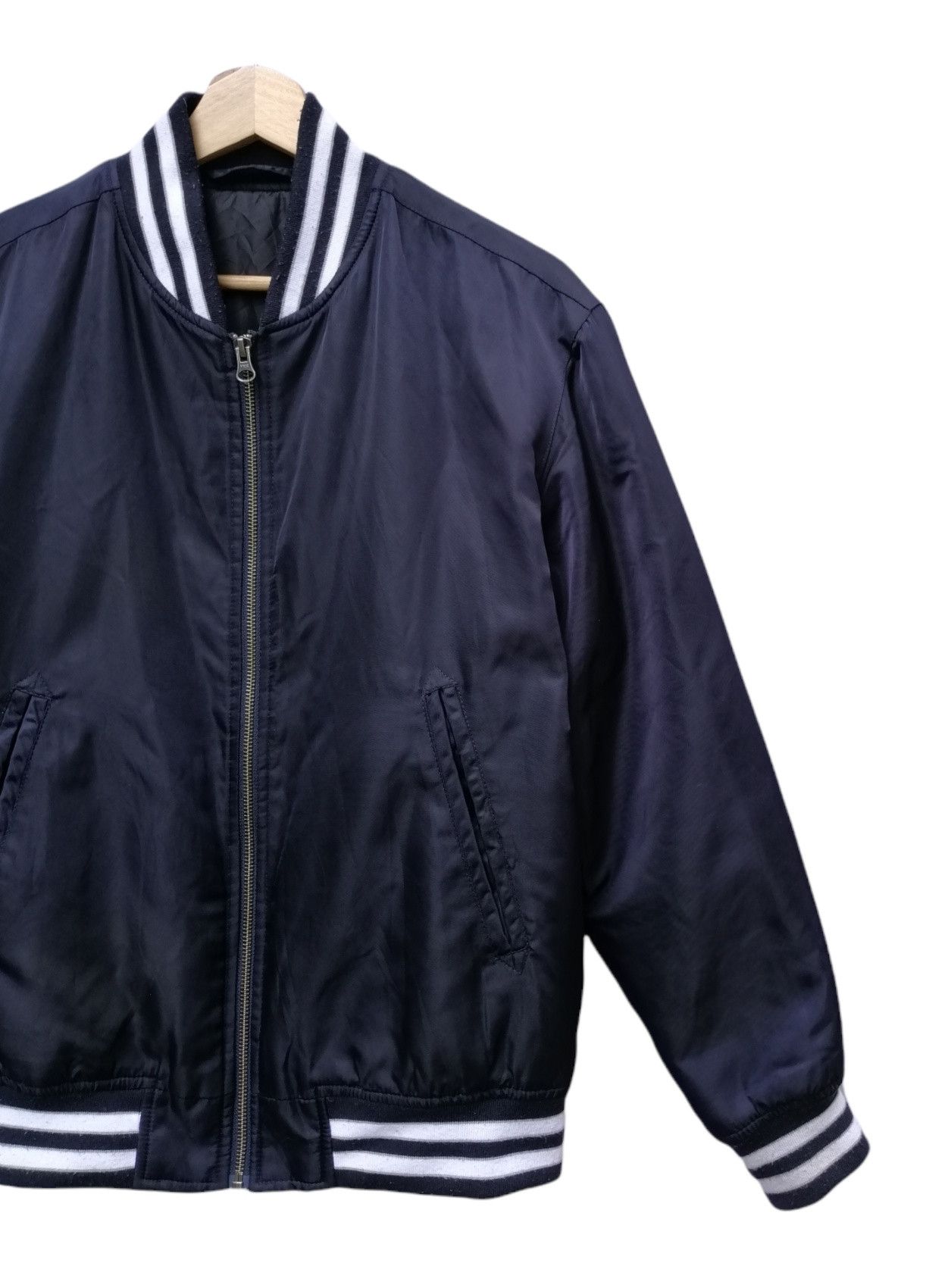 GU × Japanese Brand Streetwear Japanese GU Brand Bomber Jacket Size US S / EU 44-46 / 1 - 8 Thumbnail