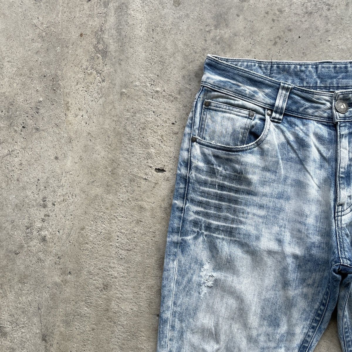 Japanese Brand Rare🔥 Vintage MCD Faded Embroidery Denim Pants Distressed Size US 33 - 6 Thumbnail