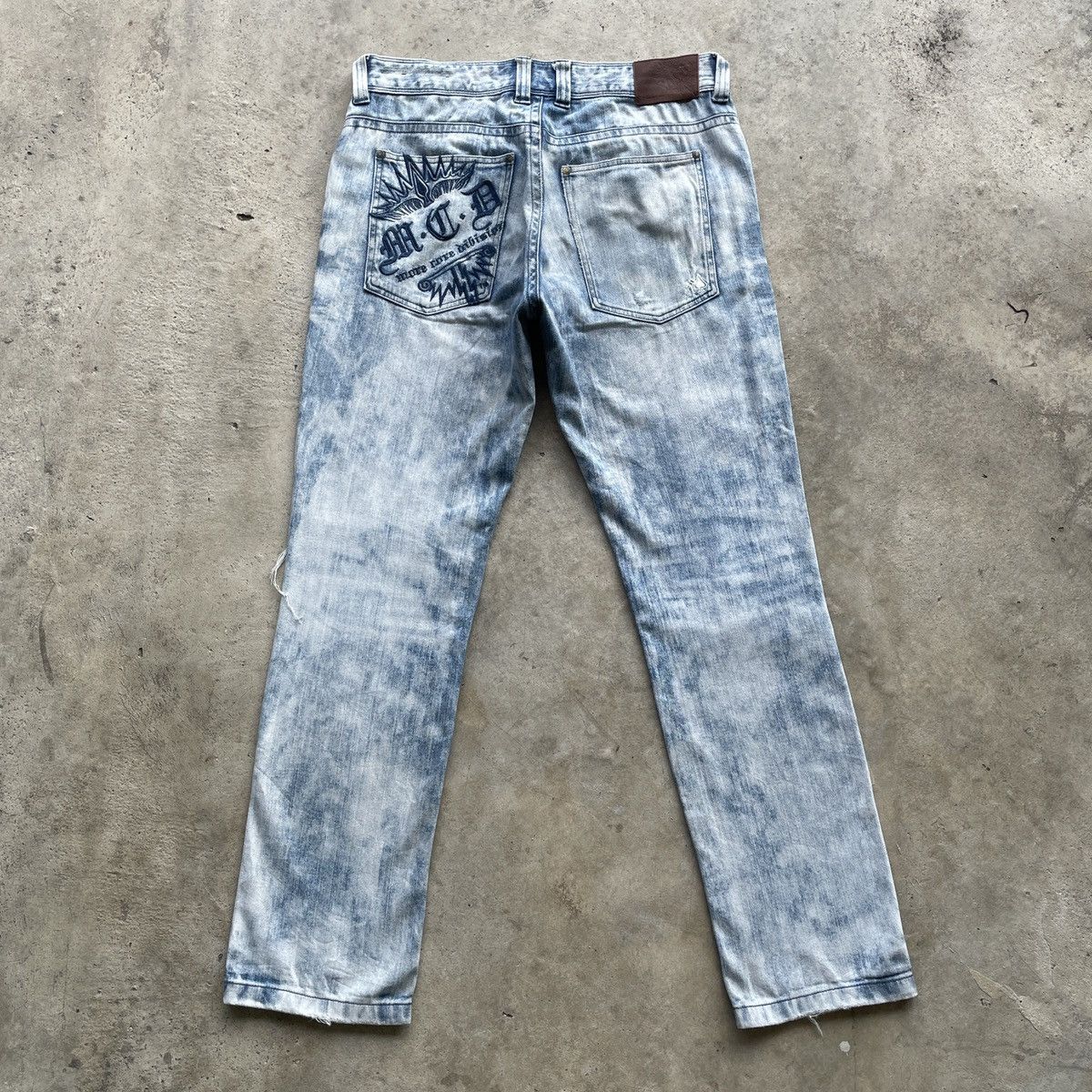 Japanese Brand Rare🔥 Vintage MCD Faded Embroidery Denim Pants Distressed Size US 33 - 1 Thumbnail