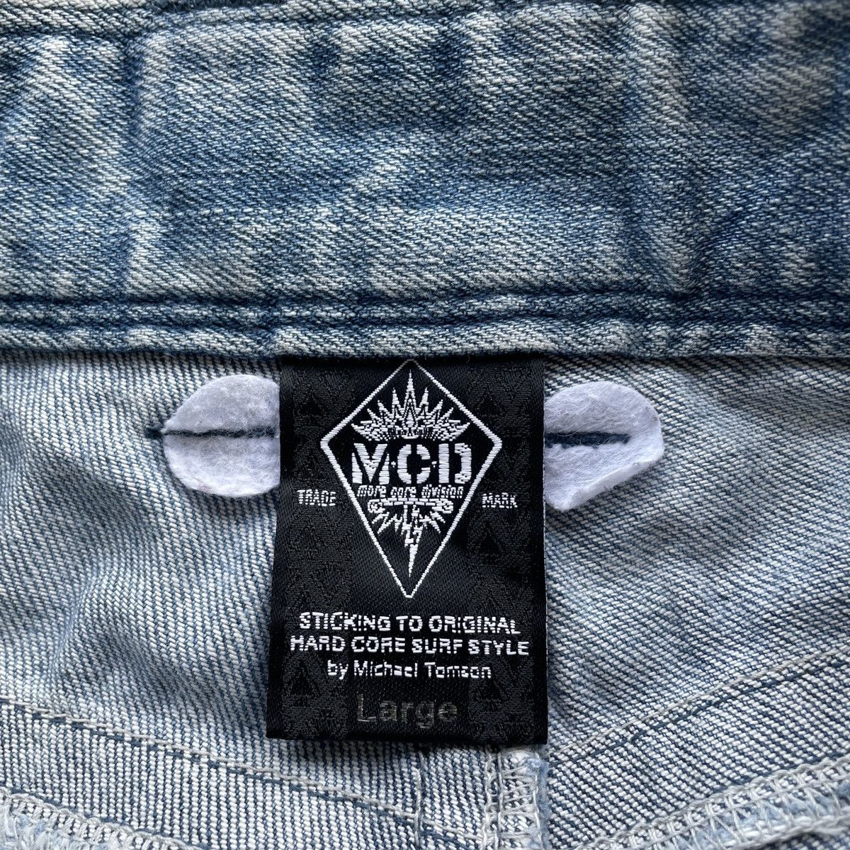 Japanese Brand Rare🔥 Vintage MCD Faded Embroidery Denim Pants Distressed Size US 33 - 9 Thumbnail