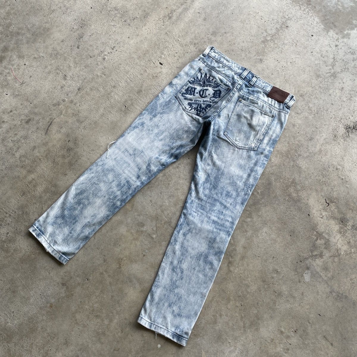 Japanese Brand Rare🔥 Vintage MCD Faded Embroidery Denim Pants Distressed Size US 33 - 16 Thumbnail