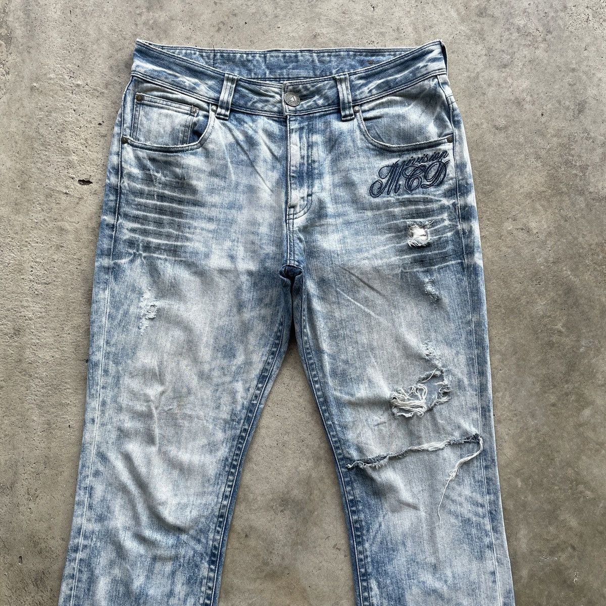 Japanese Brand Rare🔥 Vintage MCD Faded Embroidery Denim Pants Distressed Size US 33 - 4 Thumbnail