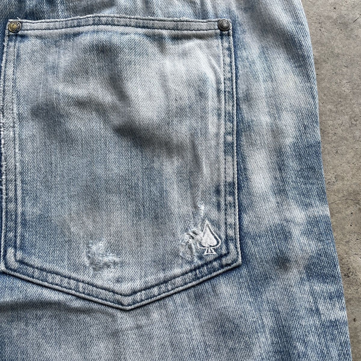 Japanese Brand Rare🔥 Vintage MCD Faded Embroidery Denim Pants Distressed Size US 33 - 13 Thumbnail