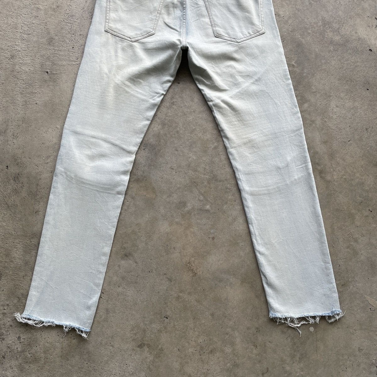 Japanese Brand Vintage Japanese Faded Light Wash Bikers Denim Jeans Pants Size US 30 / EU 46 - 12 Thumbnail