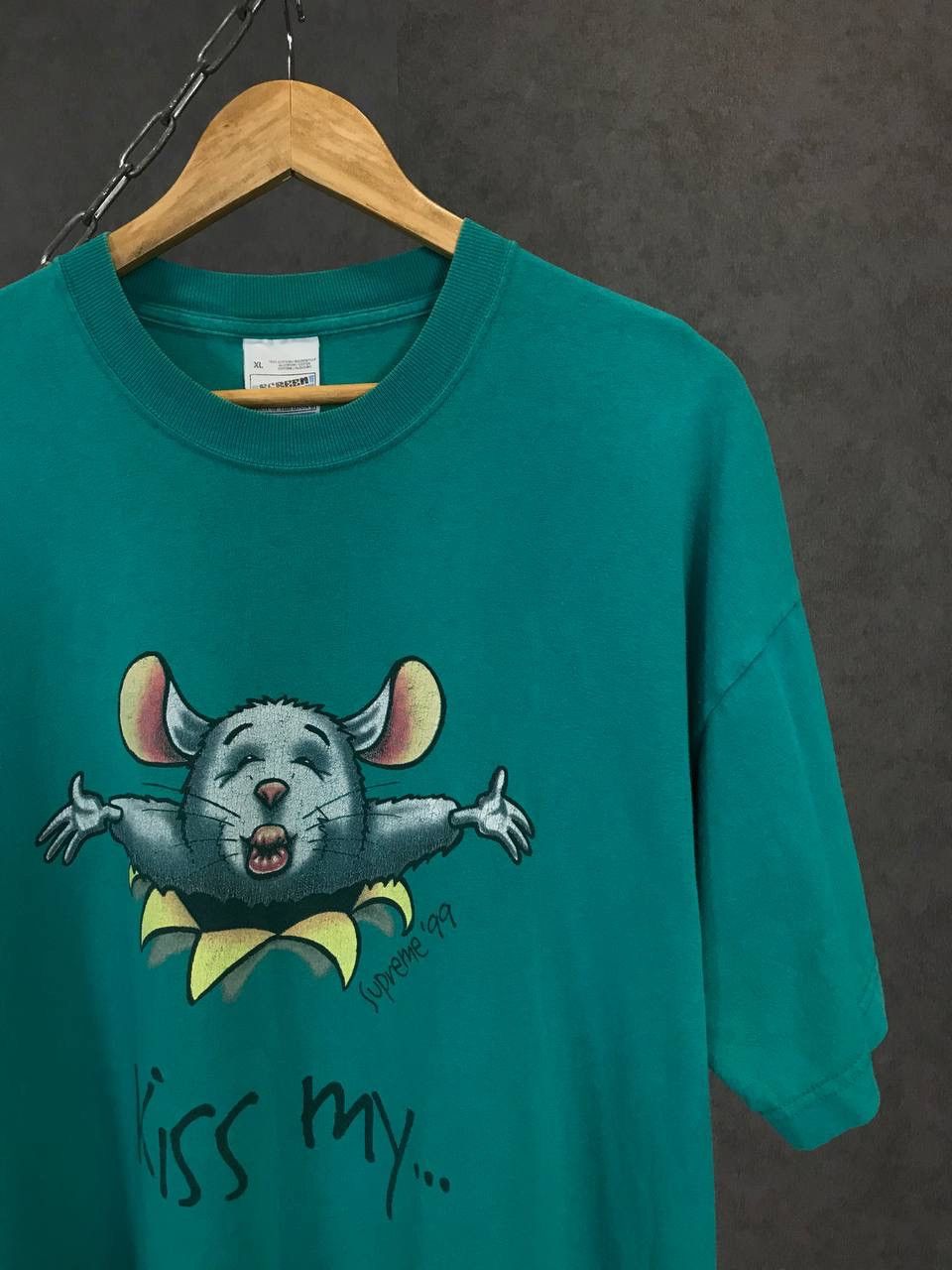 Vintage Charlie Chinchila vintage 1999 humor Overprinted tee Size US XL / EU 56 / 4 - 3 Thumbnail