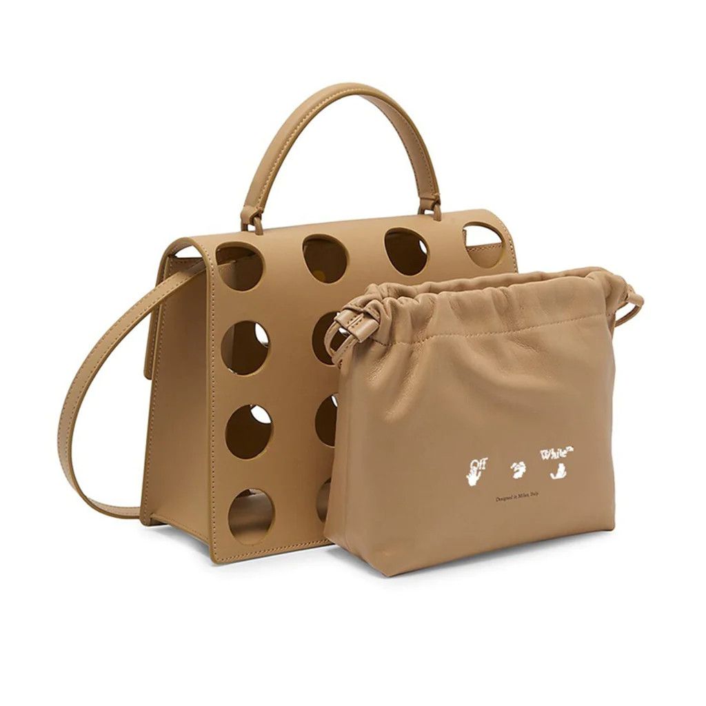 Shoulder Bag in Brown