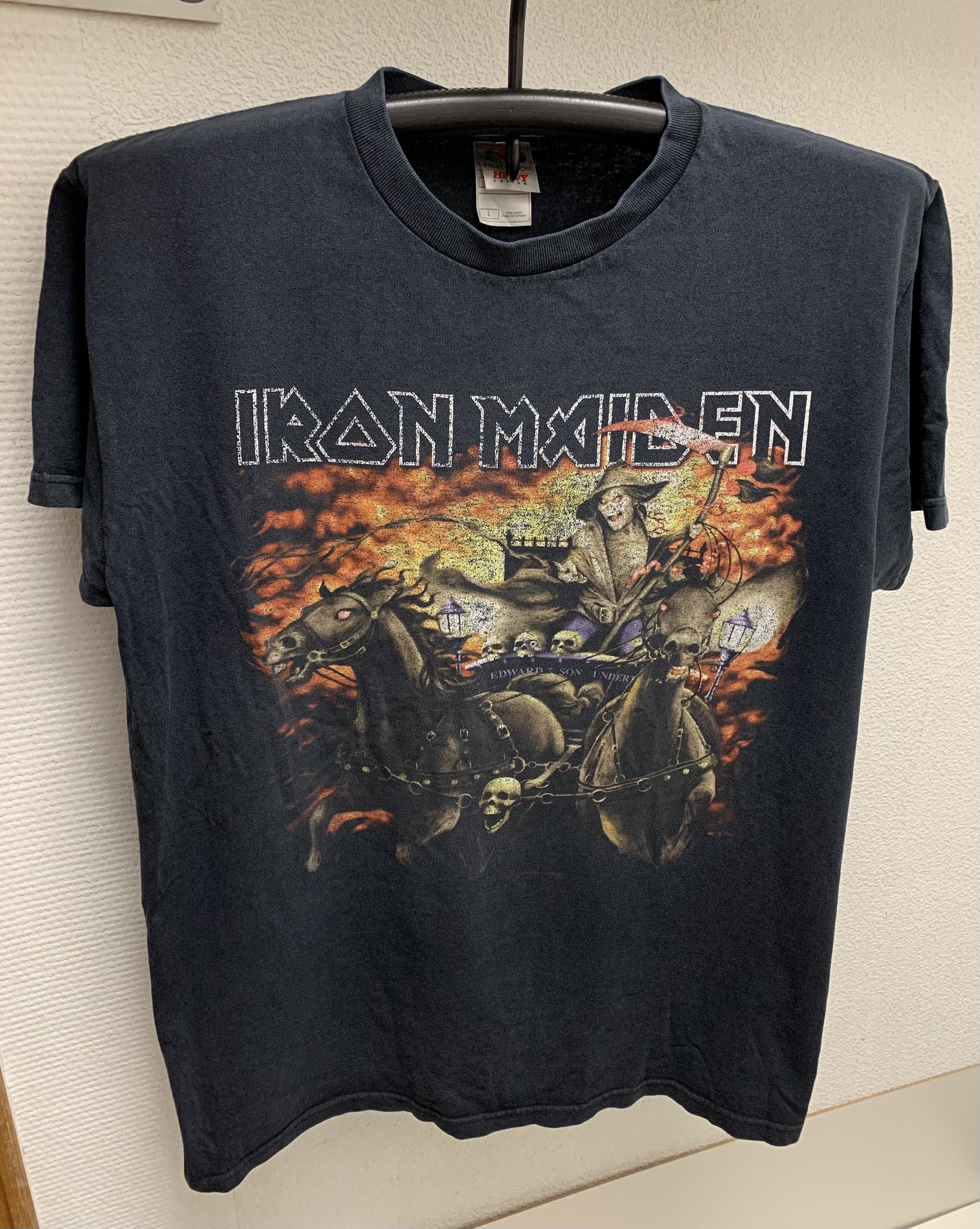 Band Tees Iron Maiden big logo t-shirt Xl 2006 rock t shirt band Size US XL / EU 56 / 4 - 1 Thumbnail