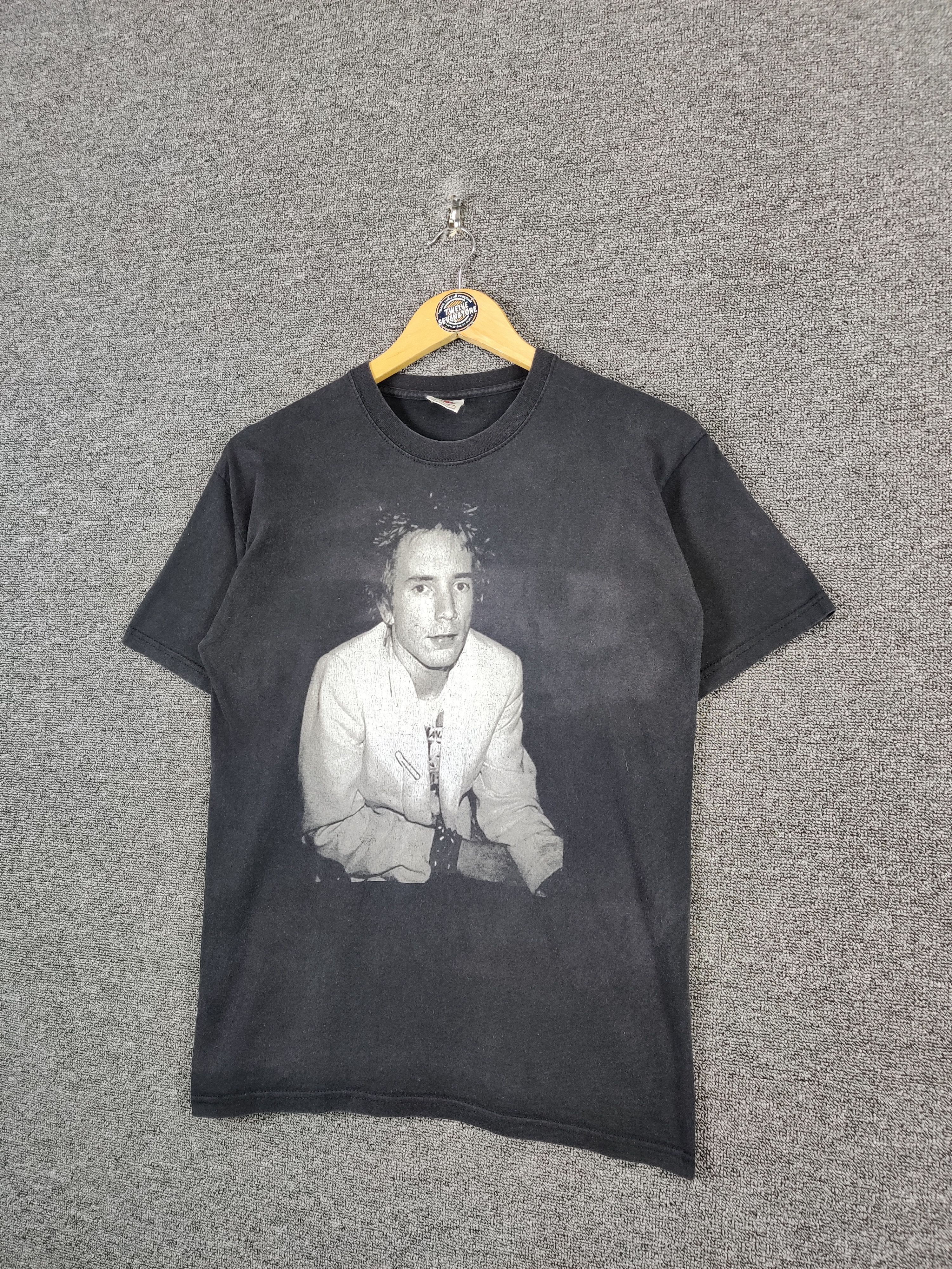 Band Tees Vintage Sex Pistol Sid Vicious Johnny Rotten Tee Tshirt Size US S / EU 44-46 / 1 - 2 Thumbnail