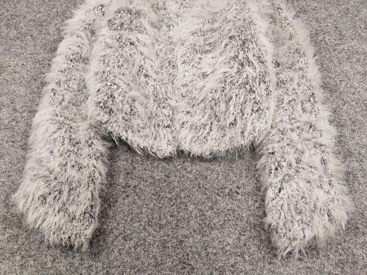 Japanese Brand Vintage Y2K Japanese White Mohair Teddy Cardigan Sweater Size S / US 4 / IT 40 - 9 Thumbnail