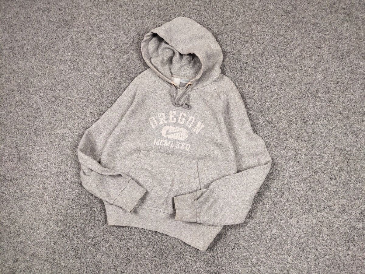 Nike Vintage 90s Nike USA Beaverton Oregon Gray Hoodie Size US S / EU 44-46 / 1 - 13 Thumbnail