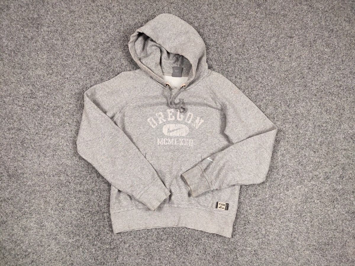 Nike Vintage 90s Nike USA Beaverton Oregon Gray Hoodie Size US S / EU 44-46 / 1 - 19 Thumbnail
