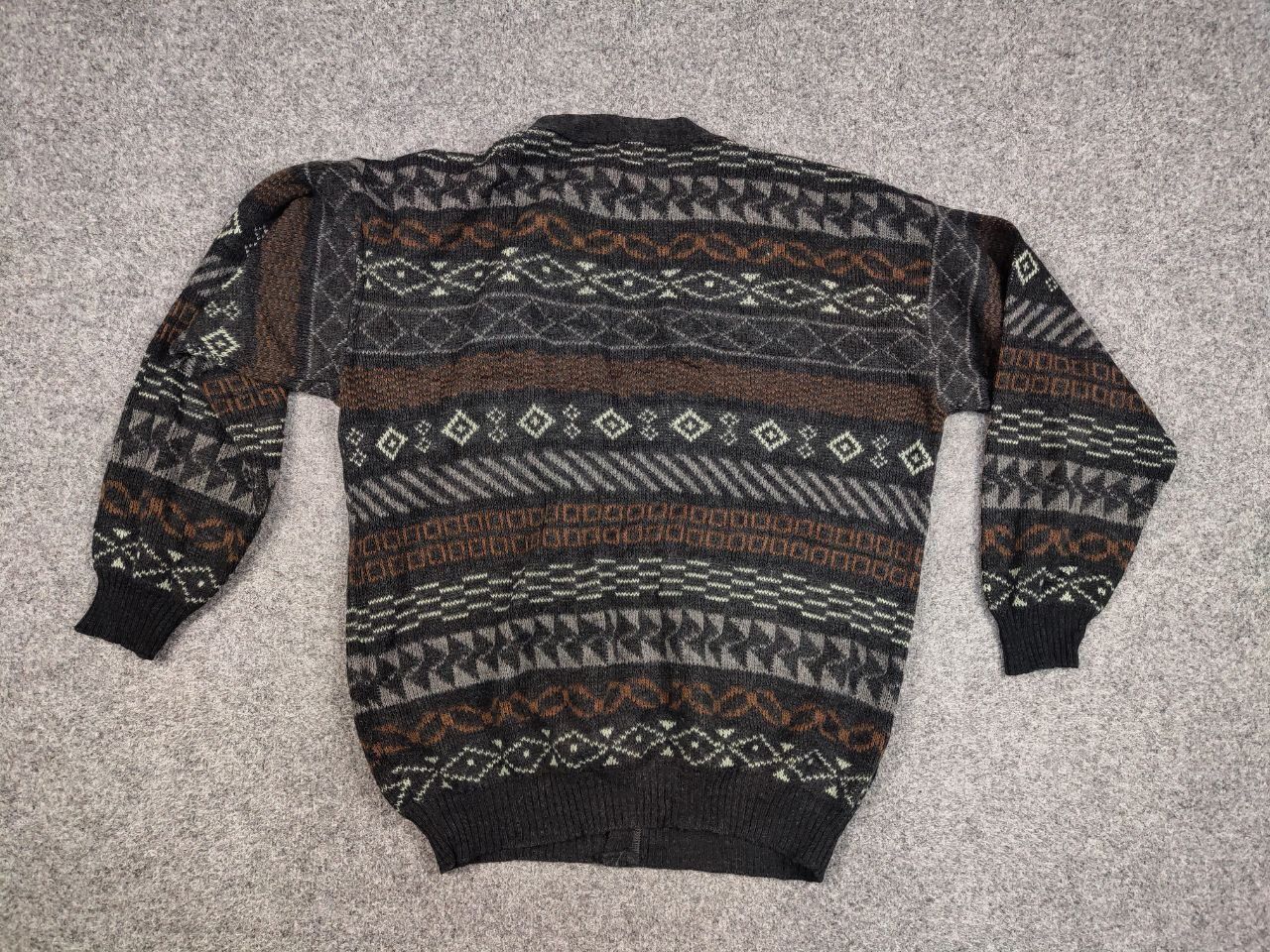Vintage Vintage 90's Japanese Patterned Cardigan Knitted Sweater Size US L / EU 52-54 / 3 - 17 Thumbnail
