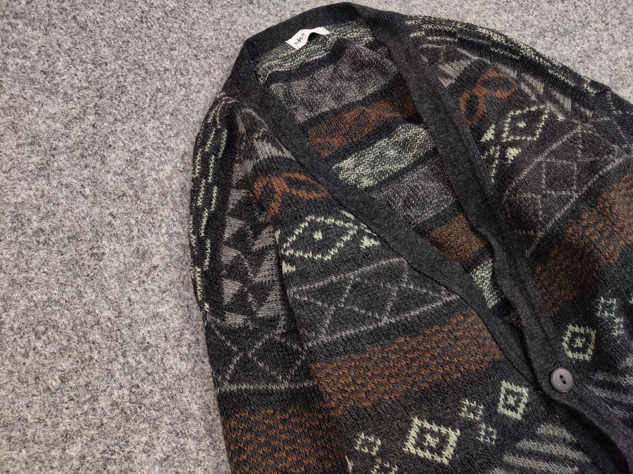 Vintage Vintage 90's Japanese Patterned Cardigan Knitted Sweater Size US L / EU 52-54 / 3 - 7 Thumbnail