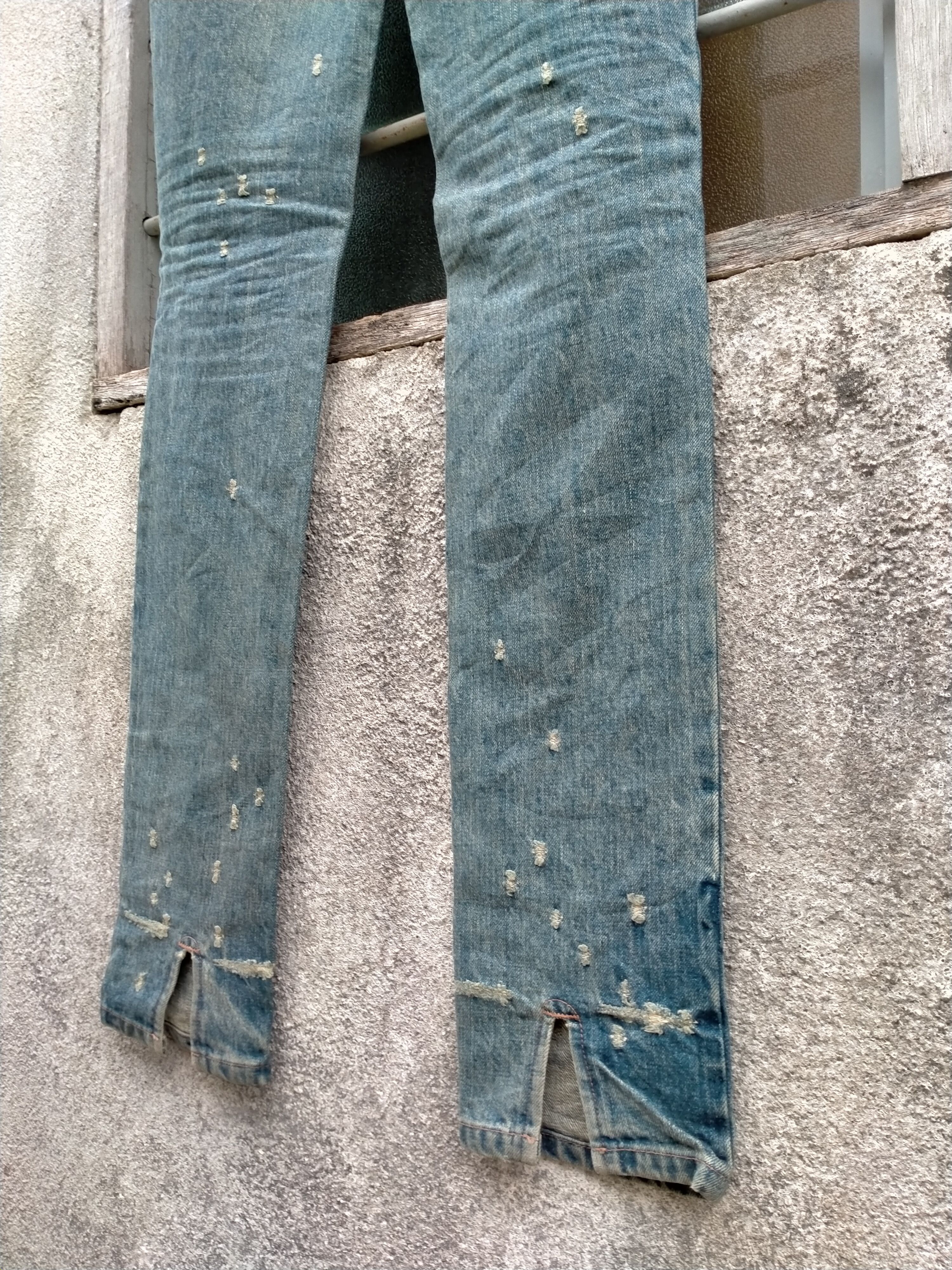 Tsumori Chisato Tsumori Chisato Distressed Jeans Size 30" / US 8 / IT 44 - 8 Thumbnail