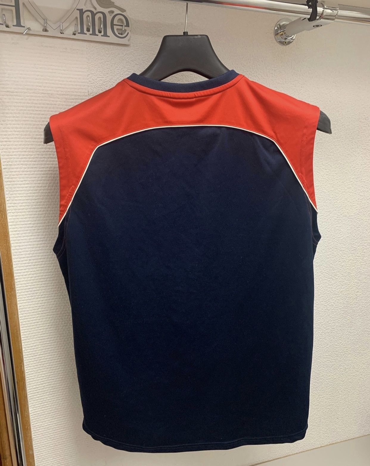 Nike Nike vintage sleeveless big logo L Size US L / EU 52-54 / 3 - 5 Thumbnail