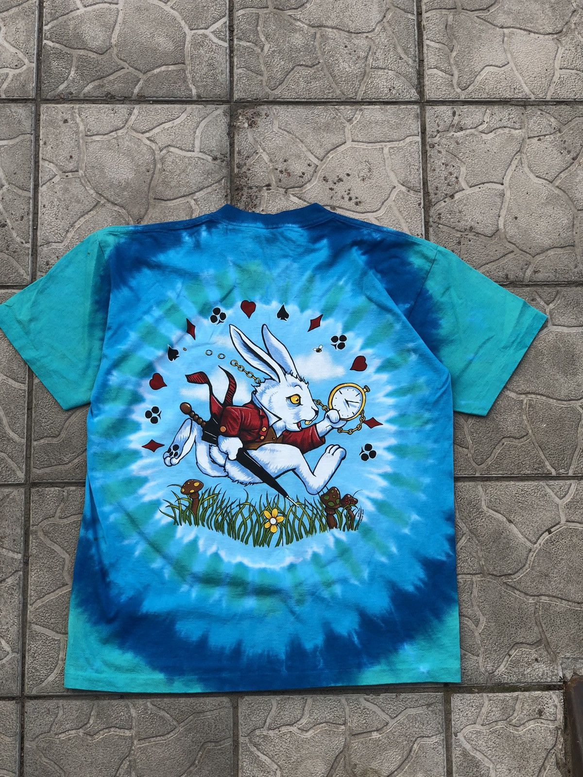 Liquid Blue Vintage Liquid Blue Brian Fox Alice In Wonderland tshirt Size US L / EU 52-54 / 3 - 2 Thumbnail