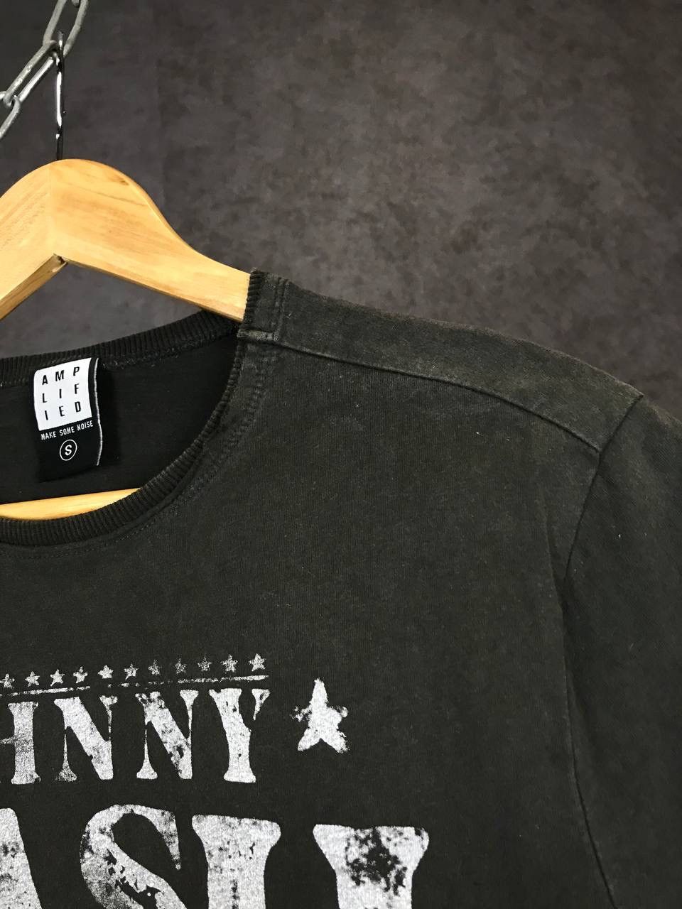 Band Tees Johnny Cash vintage rock band tee Size US S / EU 44-46 / 1 - 7 Thumbnail