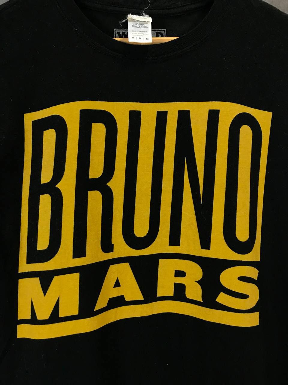 Band Tees Bruno Mars band tour tee Size US M / EU 48-50 / 2 - 4 Thumbnail