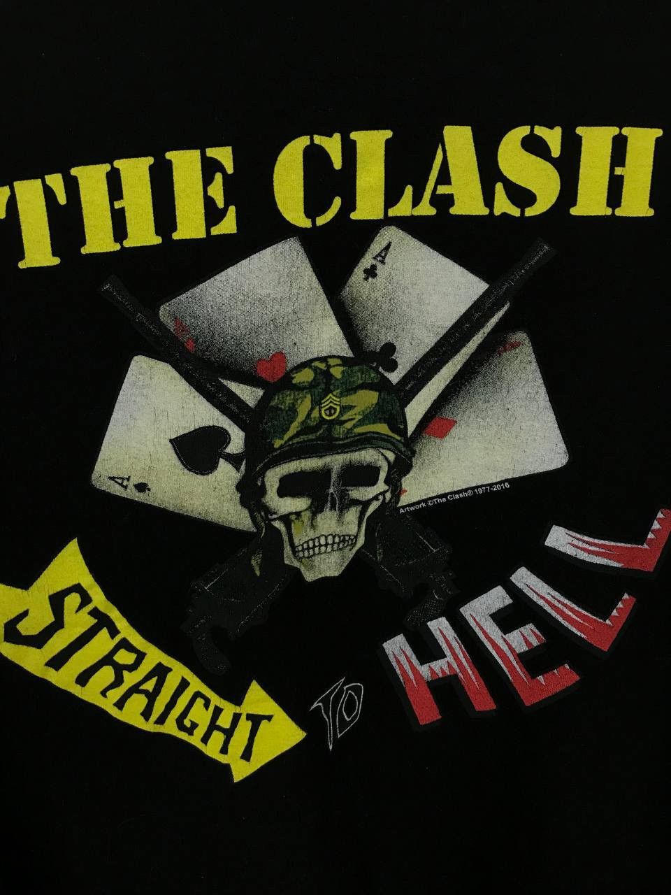 Band Tees The Clash rock band tee Size US M / EU 48-50 / 2 - 3 Thumbnail