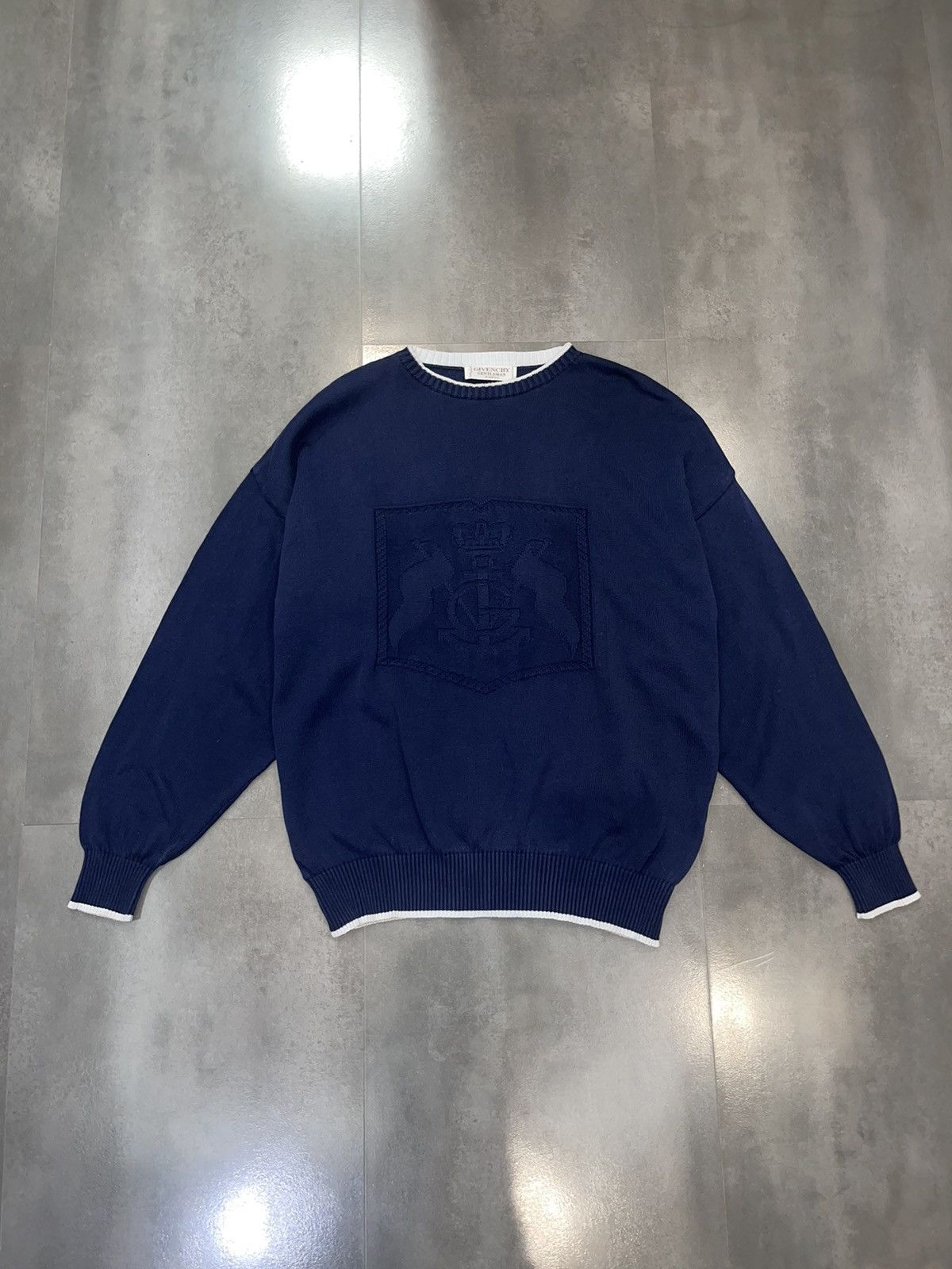 Givenchy Vintage Givenchy Flag Logo Knitted Dark Navy Sweater Size US XL / EU 56 / 4 - 1 Thumbnail