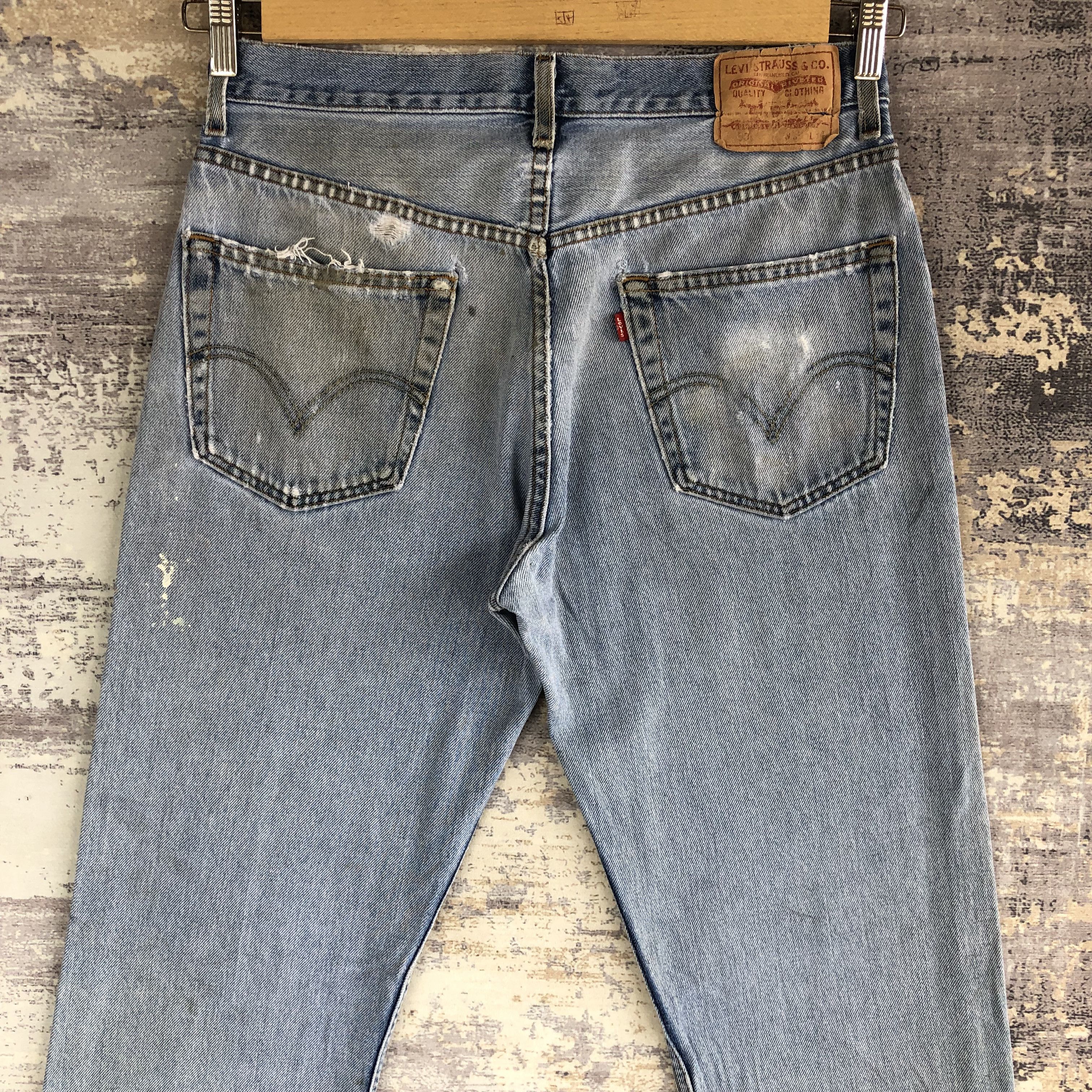 Levi's Vintage Levis Distressed Jeans Levis 505 Faded Denim Pants Size US 32 / EU 48 - 4 Thumbnail