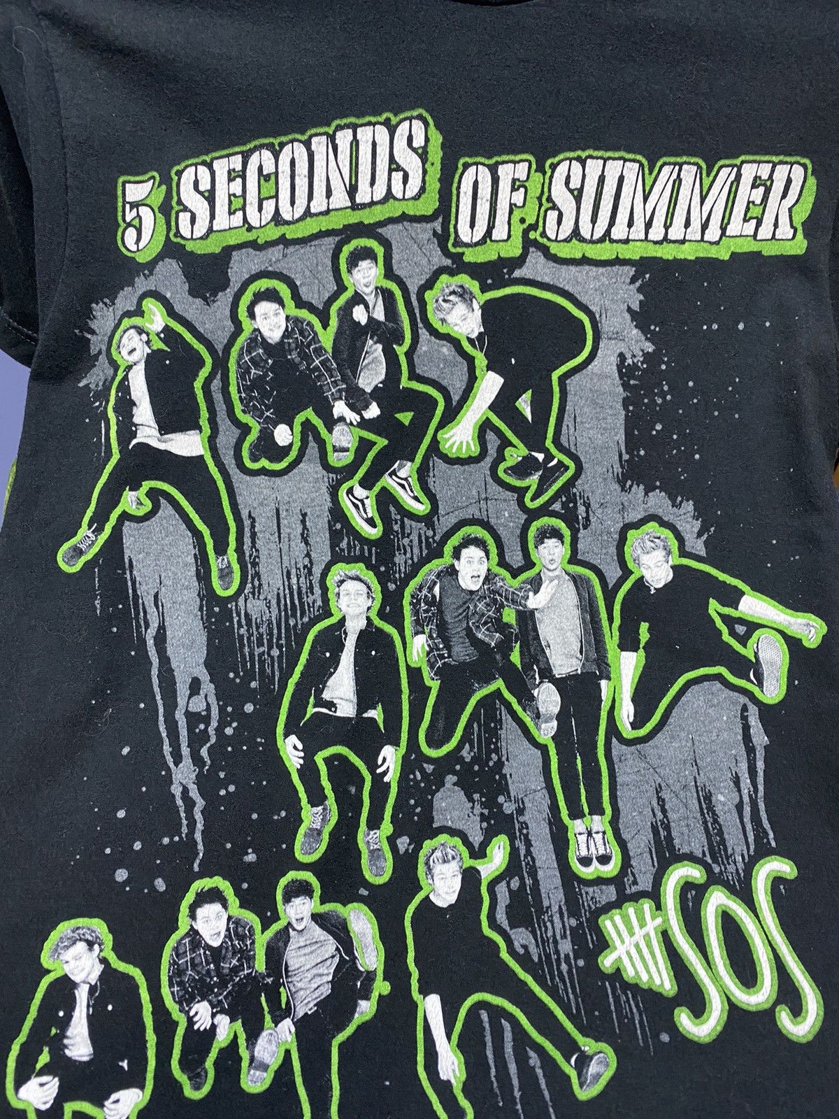 Band Tees 5 Seconds Of Summer SOS Band T Shirt Size US M / EU 48-50 / 2 - 10 Thumbnail