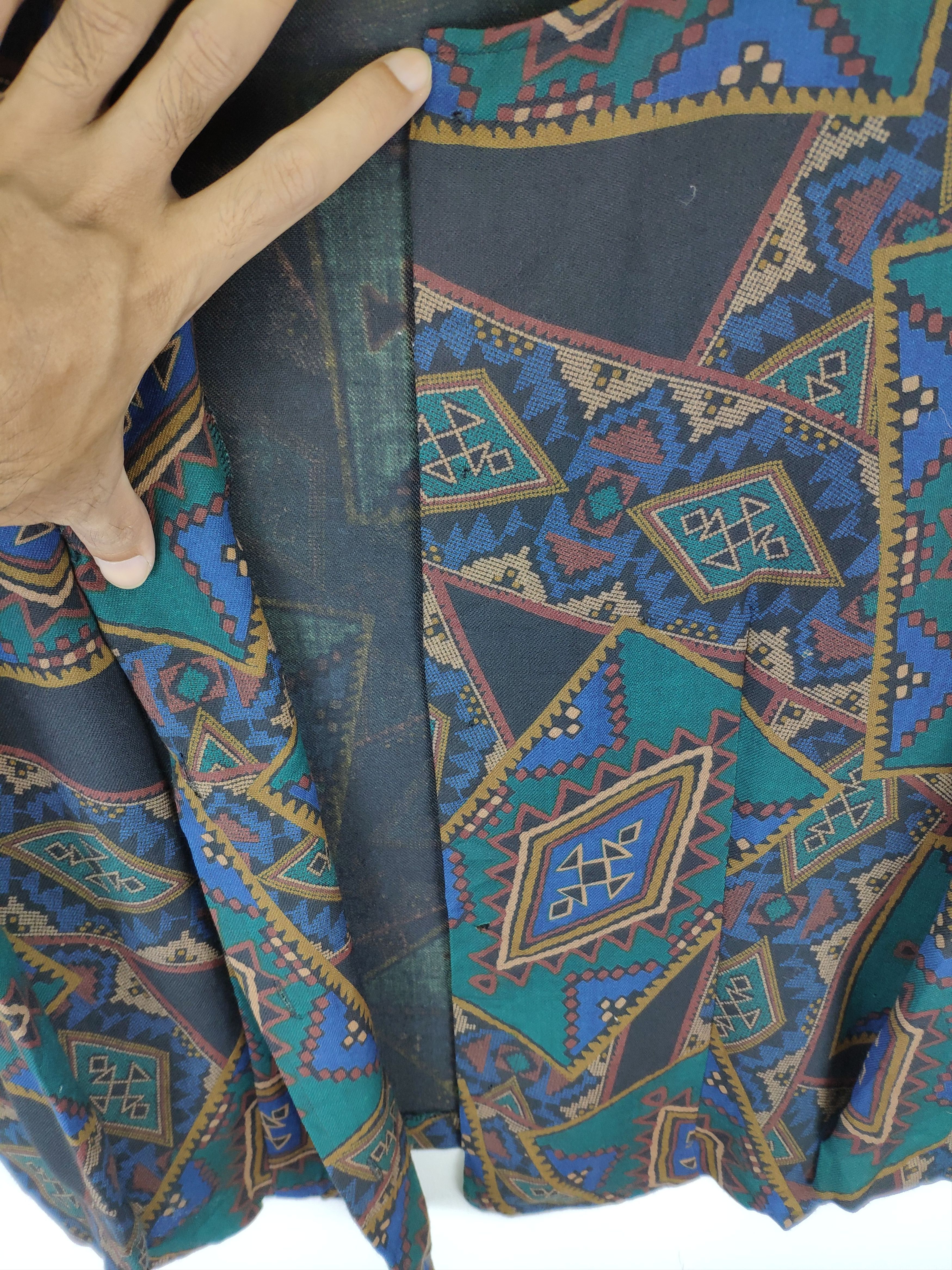 Designer × Japanese Brand Vintage Wool Cardigan Native Style Size S / US 4 / IT 40 - 10 Thumbnail