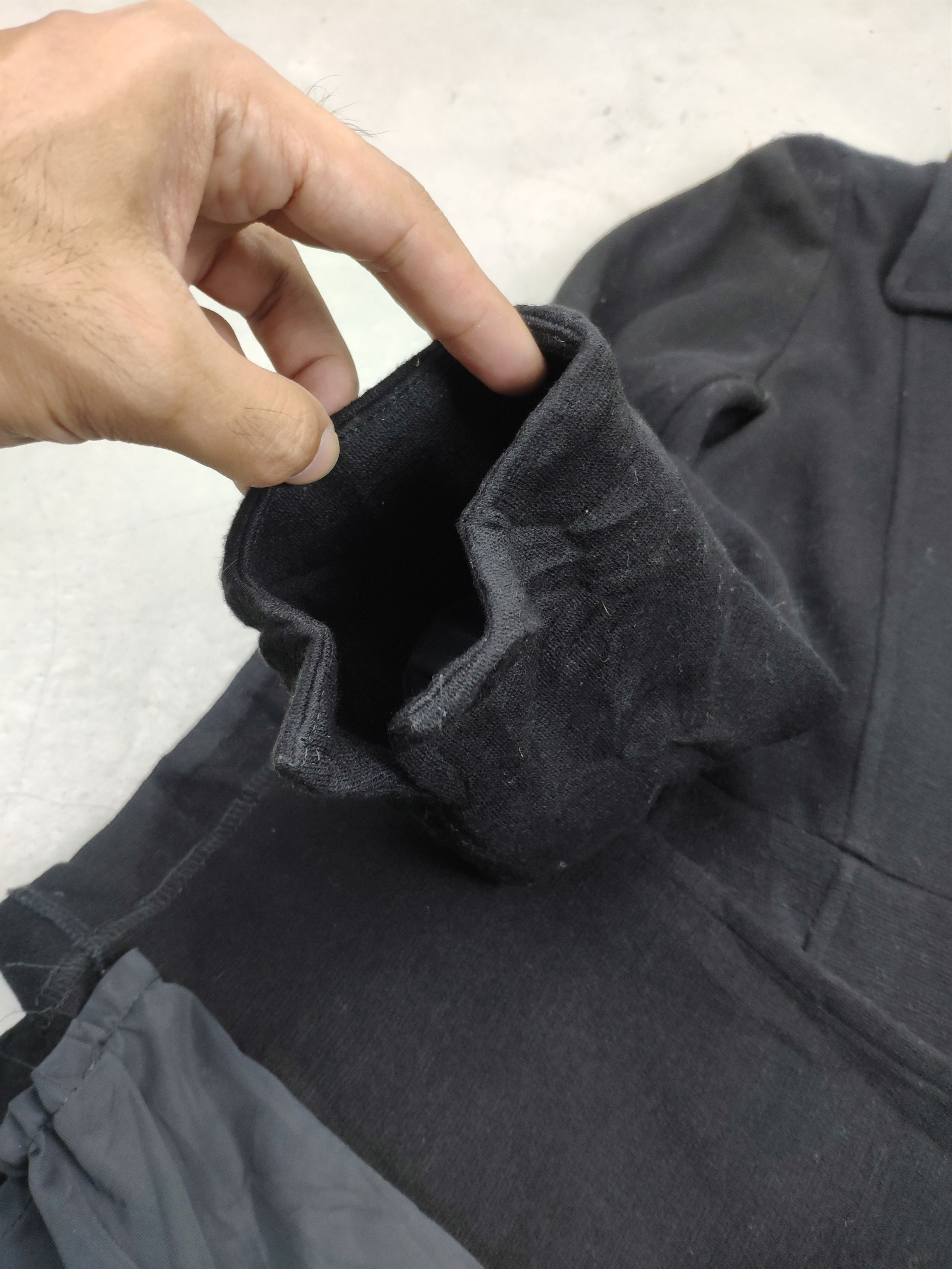 Designer × Japanese Brand × Vintage Vintage Black Wool Coat Double Breasted Size S / US 4 / IT 40 - 8 Thumbnail