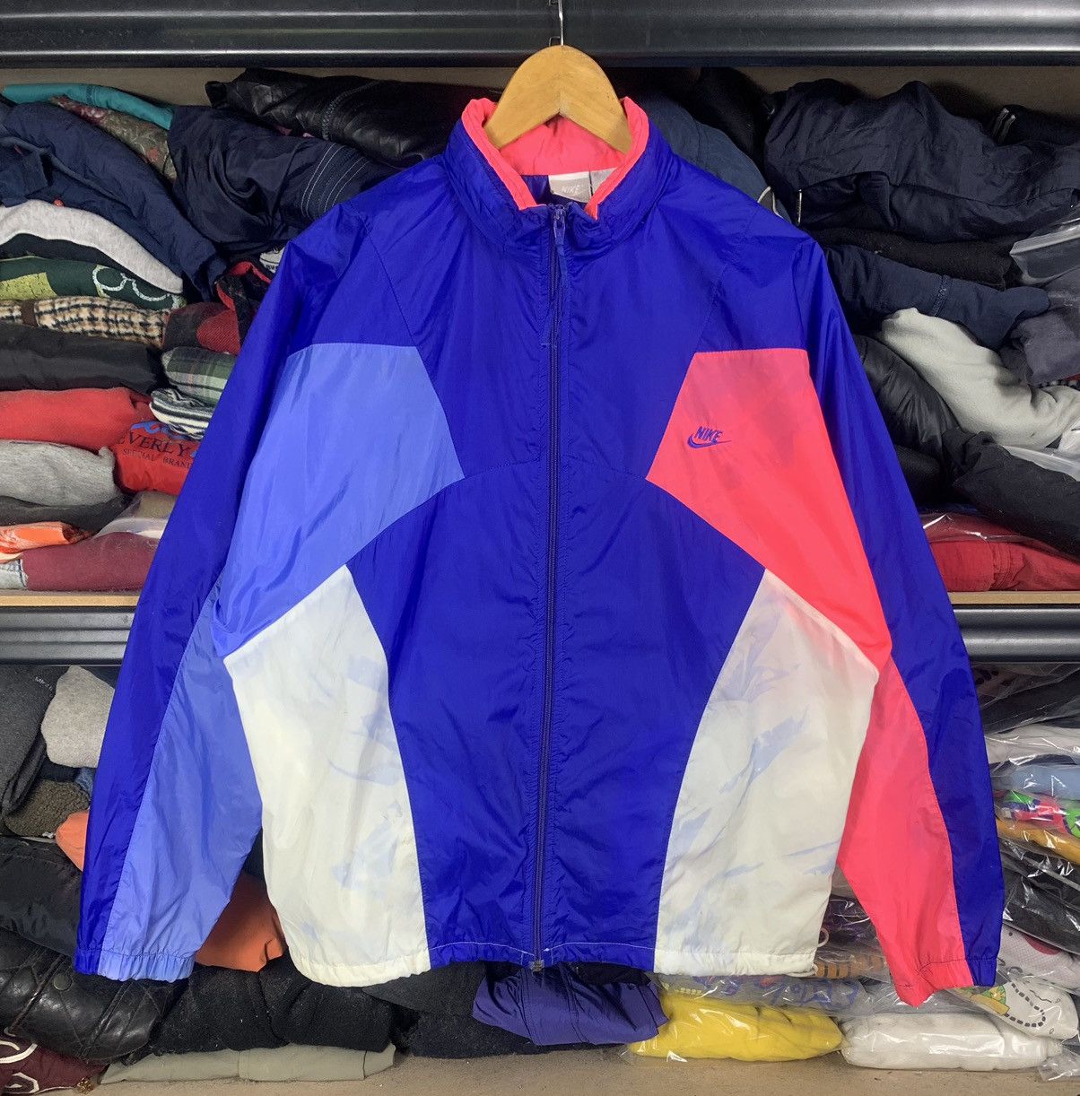 Nike multicolor windbreaker hotsell