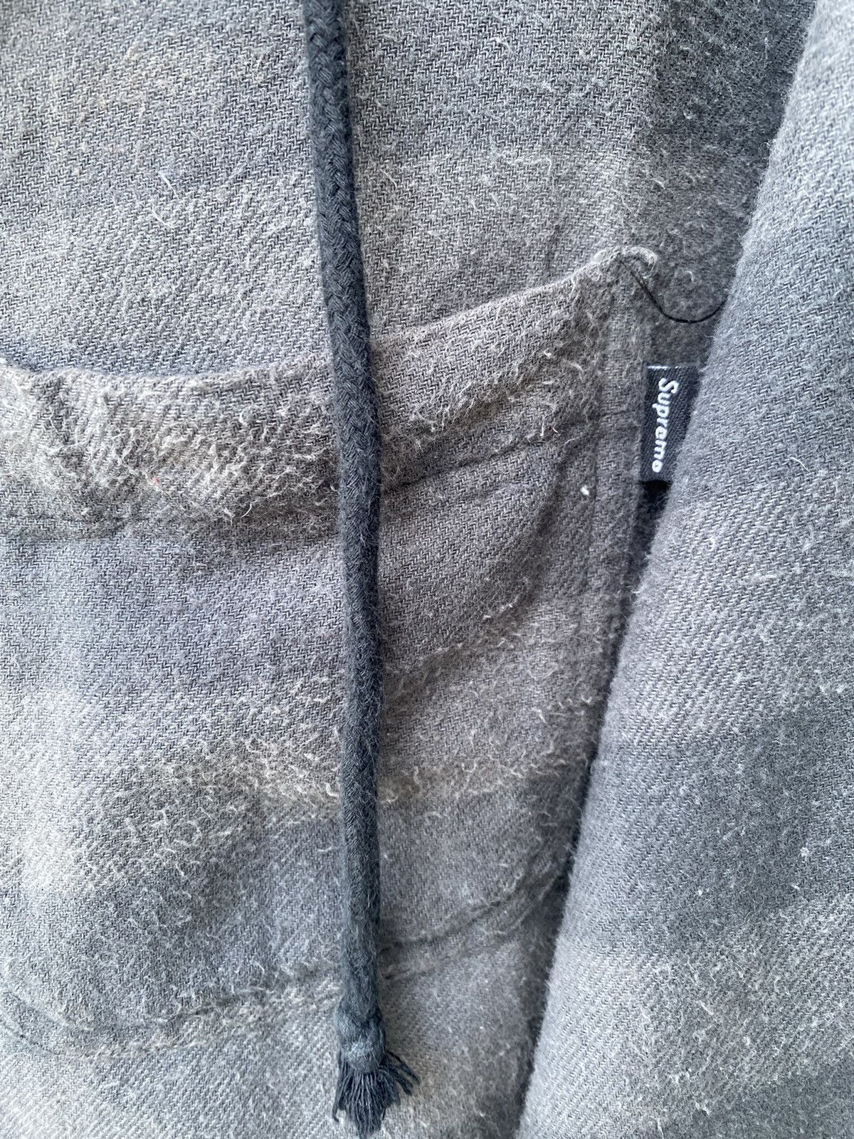 Supreme SUPREME TARTAN FLANNEL WITH HOODIE STYLE SINGLE POCKET Size US M / EU 48-50 / 2 - 3 Thumbnail