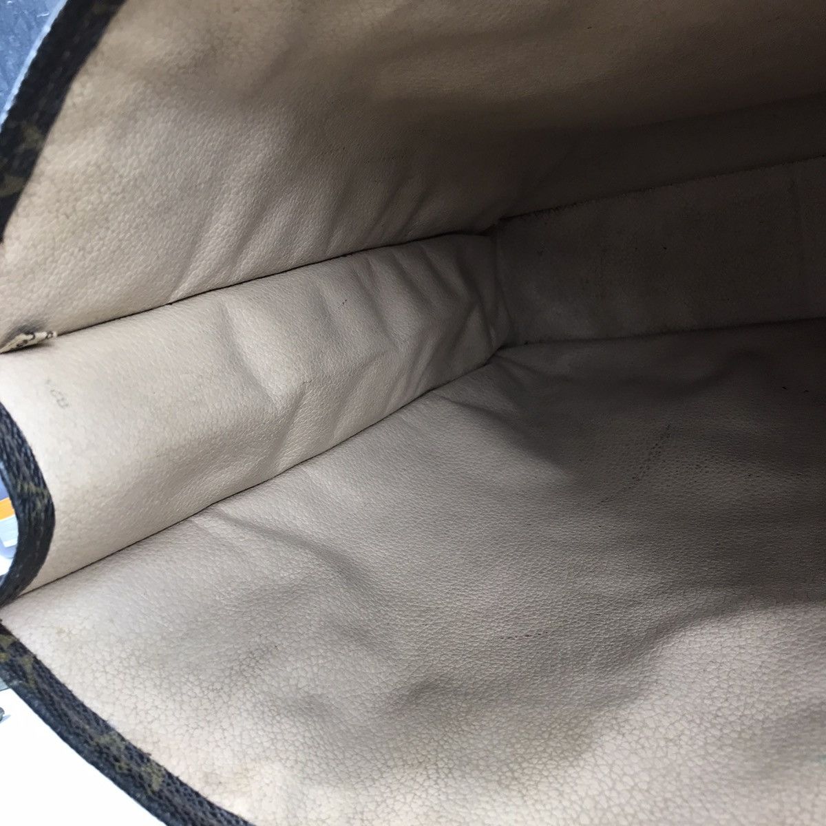 Louis Vuitton AUTHENTIC LOUIS VUITTON MONOGRAM SAC PLAT VINTAGE BAG Size ONE SIZE - 13 Thumbnail