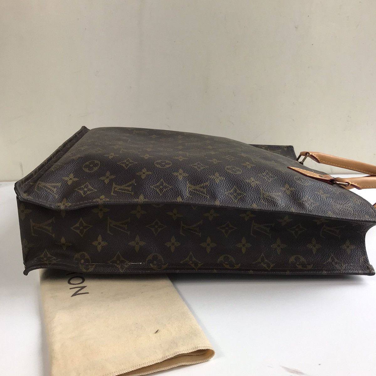 Louis Vuitton AUTHENTIC LOUIS VUITTON MONOGRAM SAC PLAT VINTAGE BAG Size ONE SIZE - 9 Thumbnail