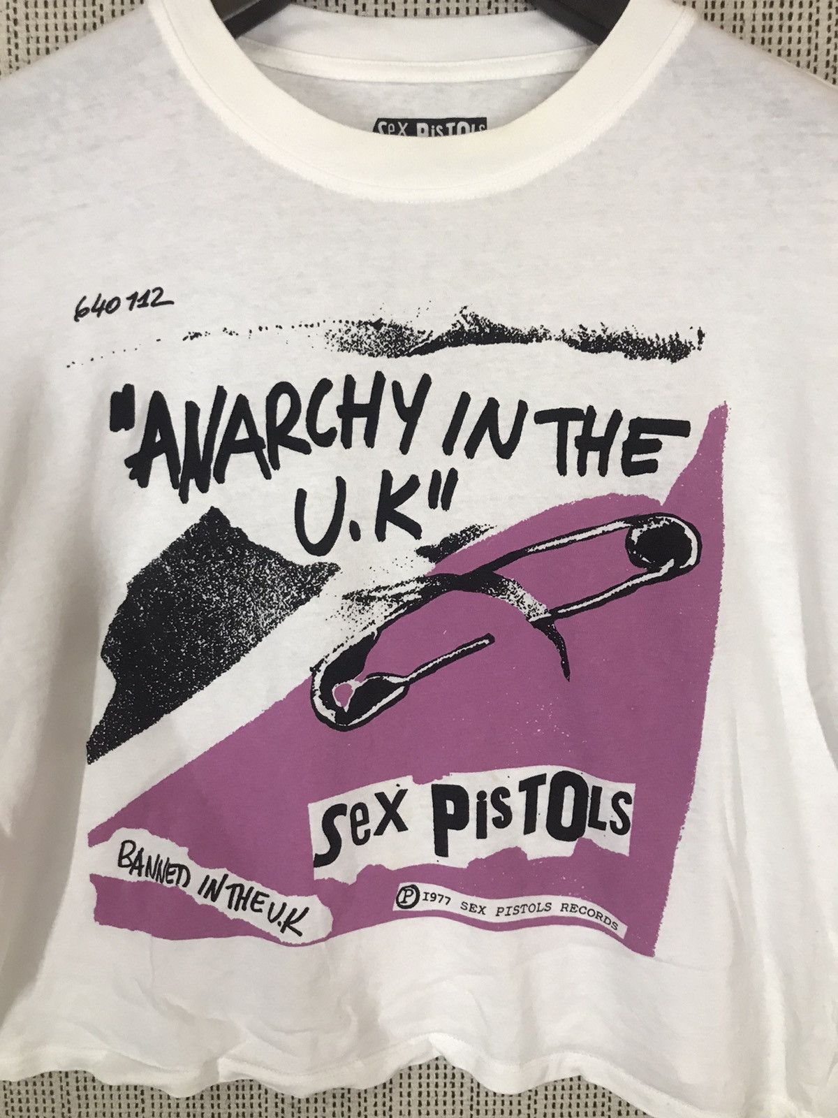 Japanese Brand ‼️SEX PISTOLS 2020 ANARCHY IN THE UK CROP TOP SIZE L‼️ Size L / US 10 / IT 46 - 4 Thumbnail
