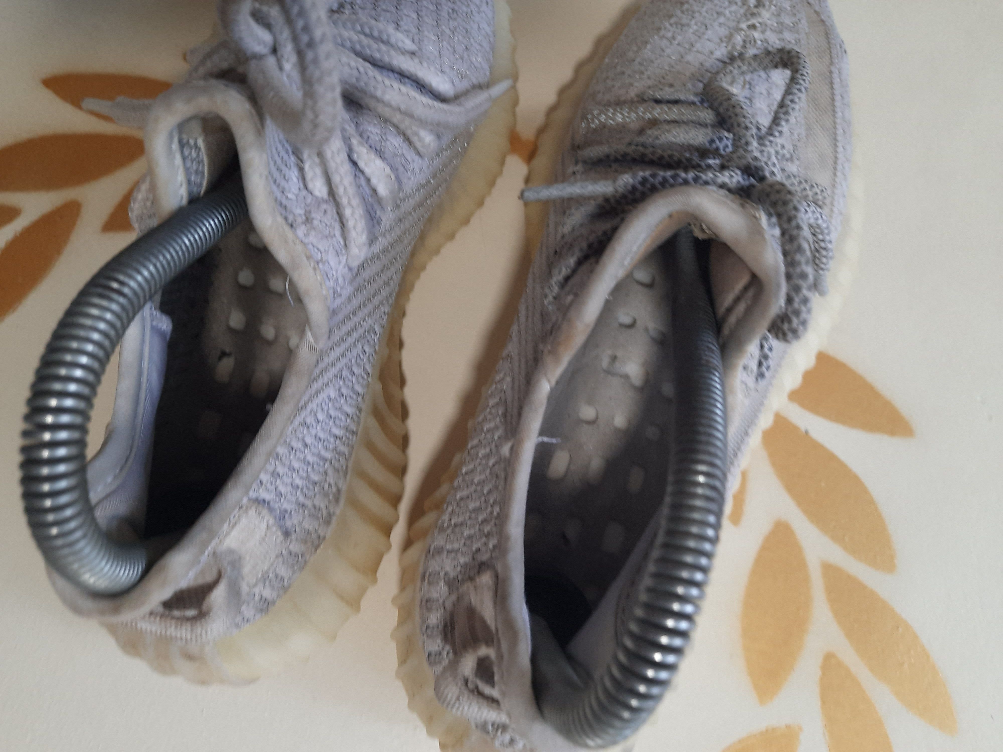 Adidas Adidas Yeezy Boost 350 V2 Static Reflective Size US 7 / IT 37 - 11 Thumbnail