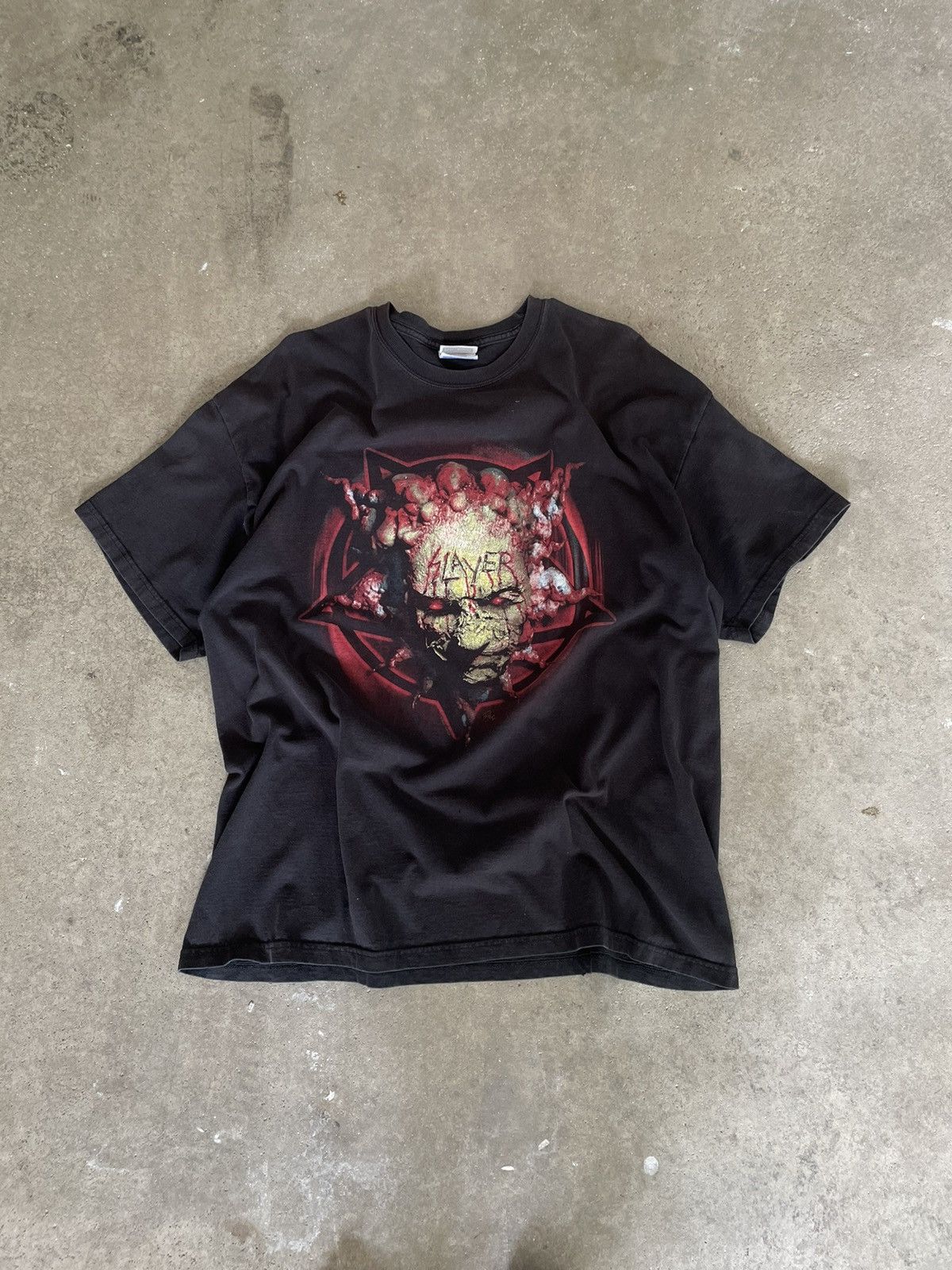 Band Tees × Slayer × Vintage 2003 Slayer Devil Pentagon Shirt Size US L / EU 52-54 / 3 - 1 Thumbnail