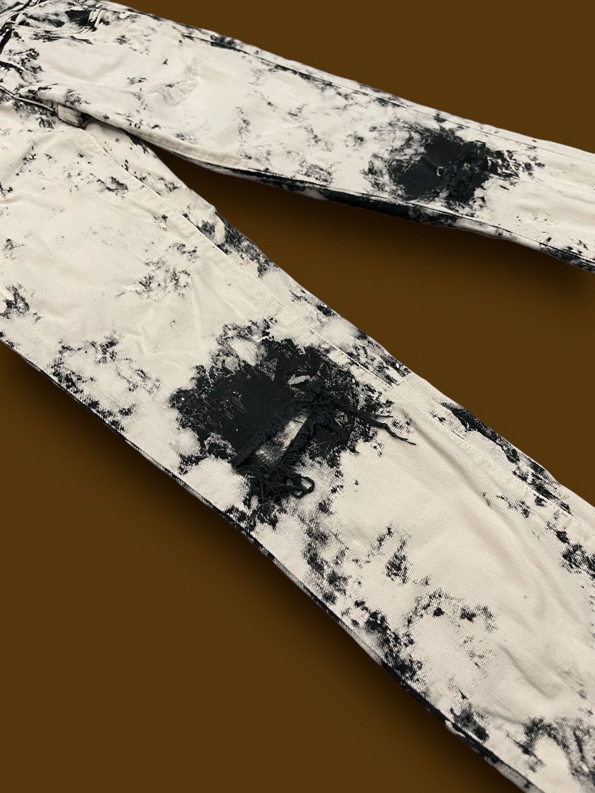 John Galliano Vintage Galliano Art Design Ripped Knee White Black Denim Size 26" / US 2 / IT 38 - 3 Thumbnail