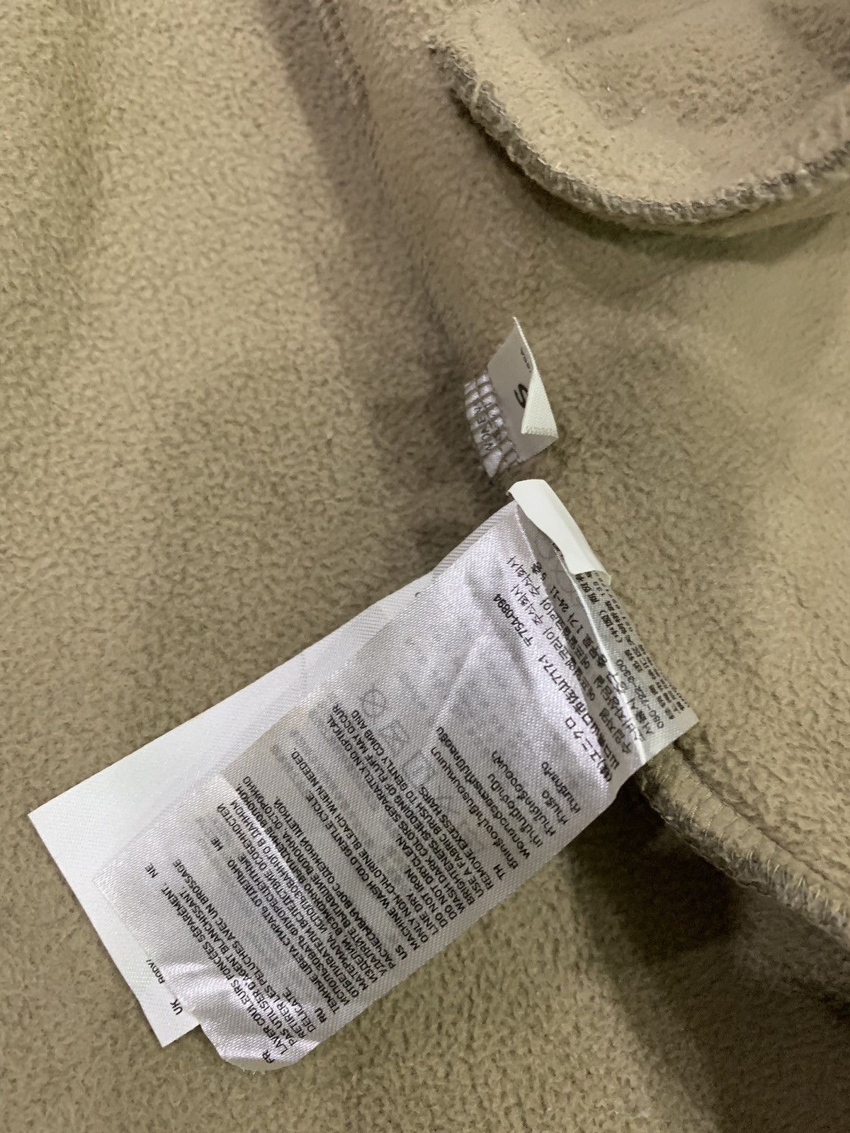Undercover × Uniqlo Authentic UNDERCOVER X UNIQLO Serpa Size US L / EU 52-54 / 3 - 7 Thumbnail
