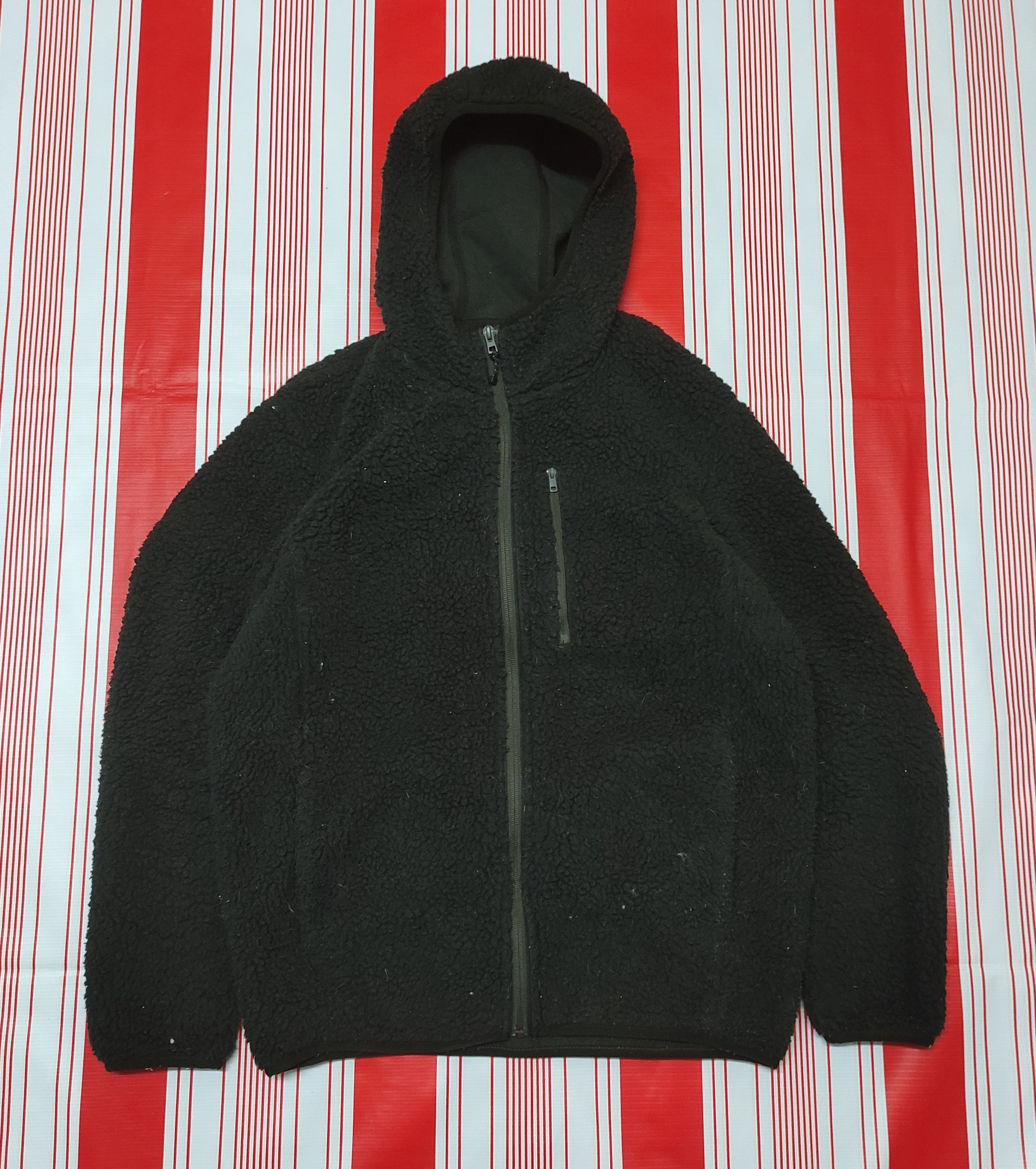 Japanese Brand × Uniqlo Japanese brand Uniqlo fleece hoodie sweater Size US M / EU 48-50 / 2 - 1 Thumbnail