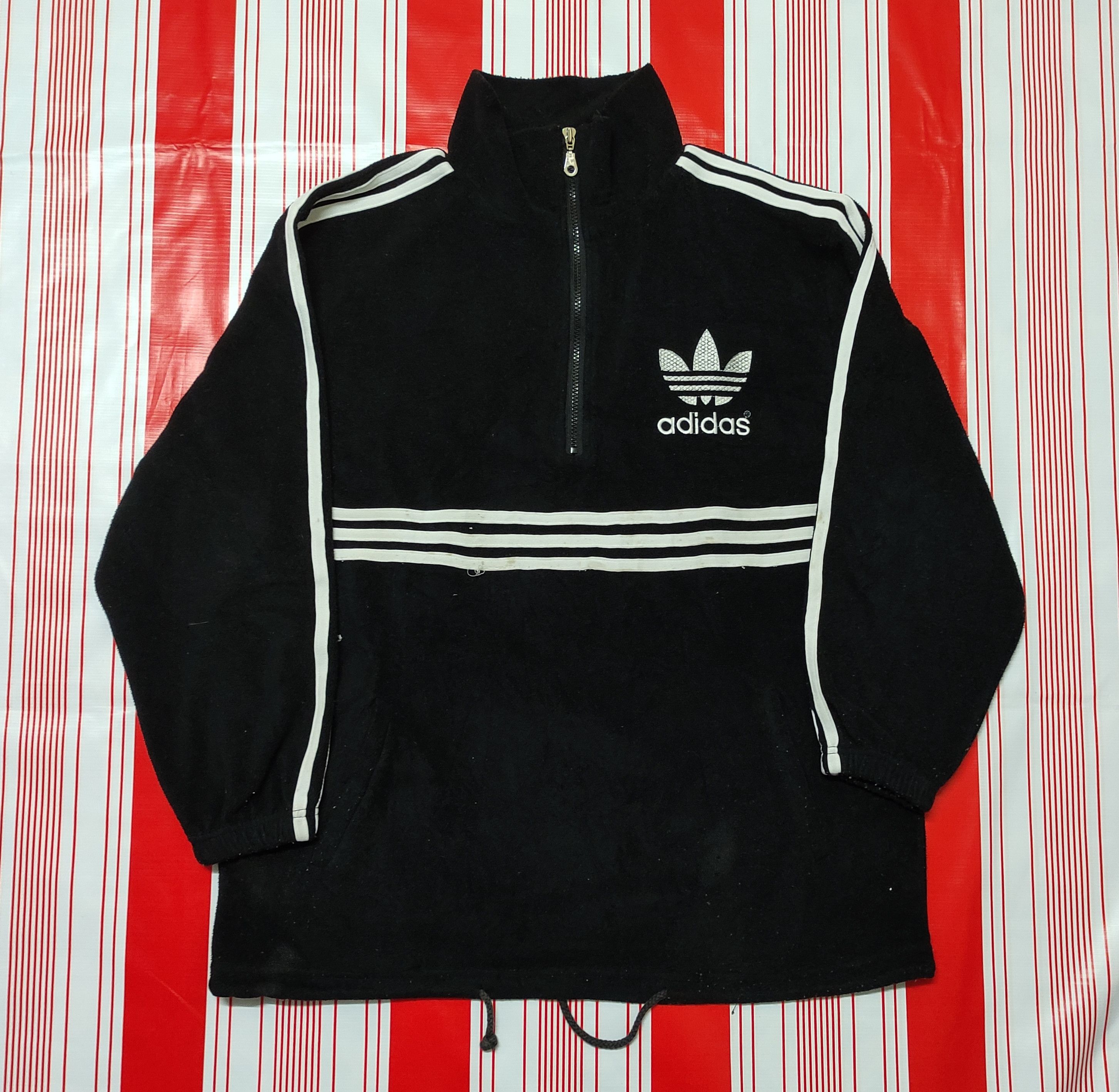 Vtg Adidas Embroidery big Logo Sweater