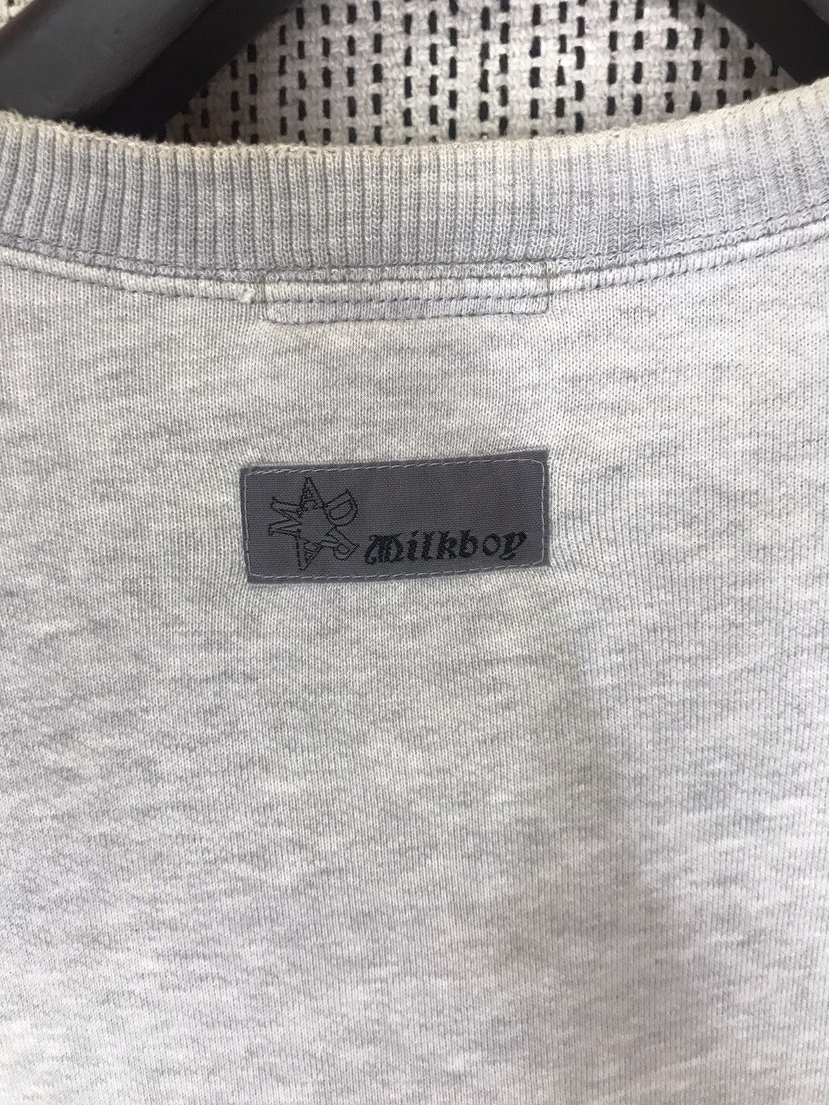 20471120 × Beauty Beast × Japanese Brand 🔥STEALS🔥VINTAGE 90s MILKBOY SWEATSHIRT SPELLOUT DISTRESSED Size US XL / EU 56 / 4 - 13 Thumbnail